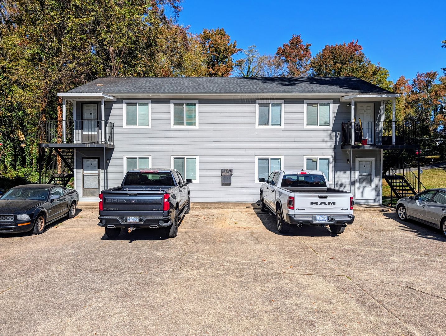 Durham Apartment: 315 Edward Street