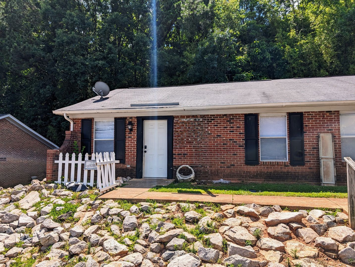 Raleigh Apartment: 1917 Tischer Road