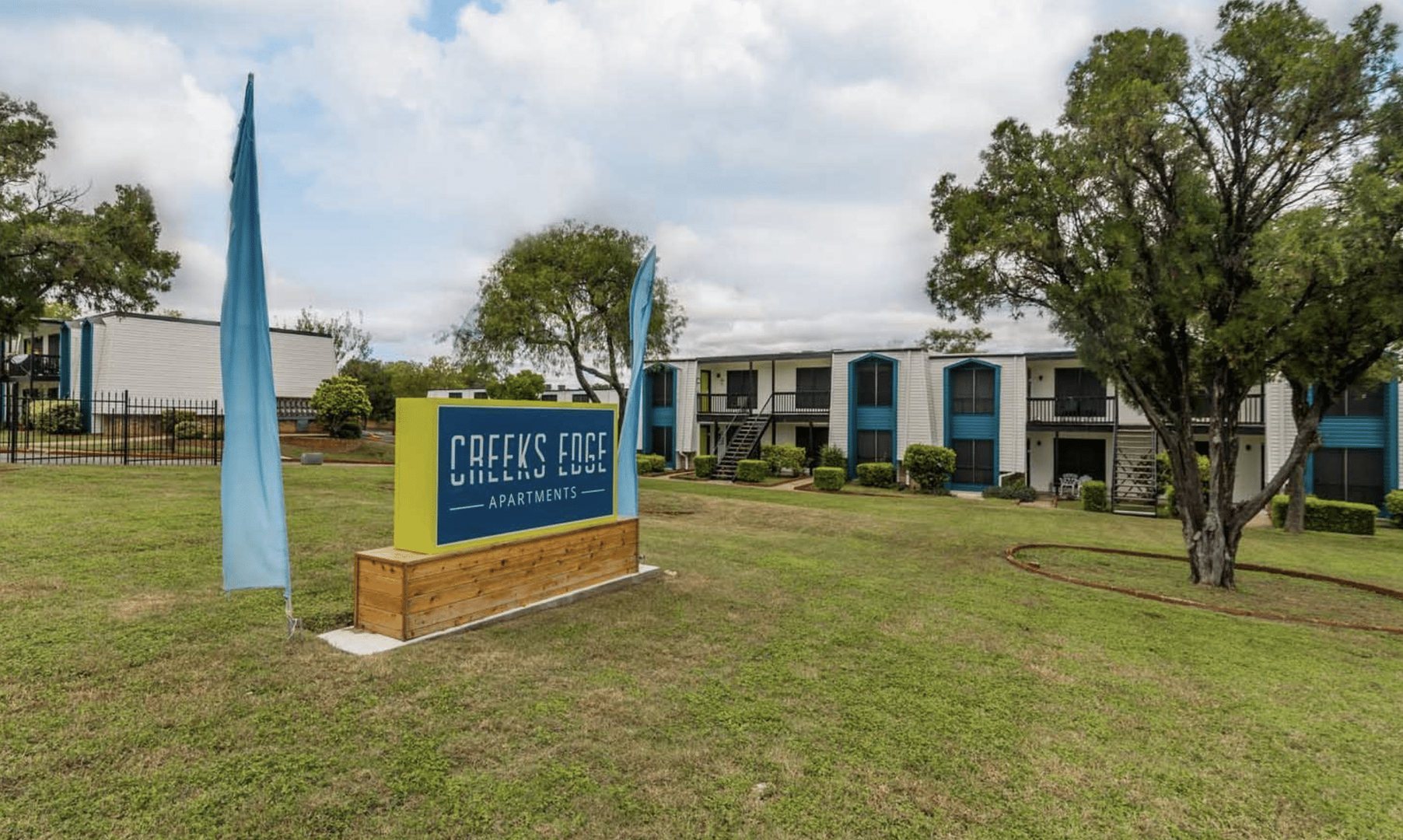 Austin Apartment: 1124 Rutland Dr