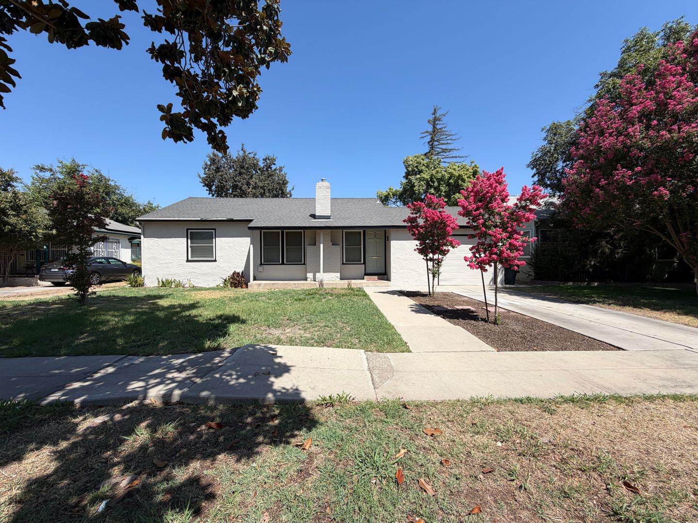 Fresno House: 73 E. Fedora Ave.