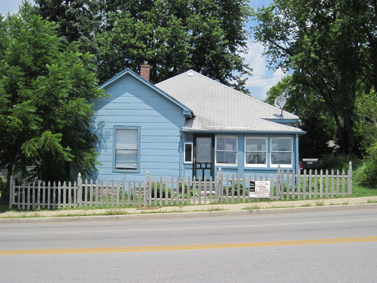 Bloomington House: 1212 W Kirkwood Avenue