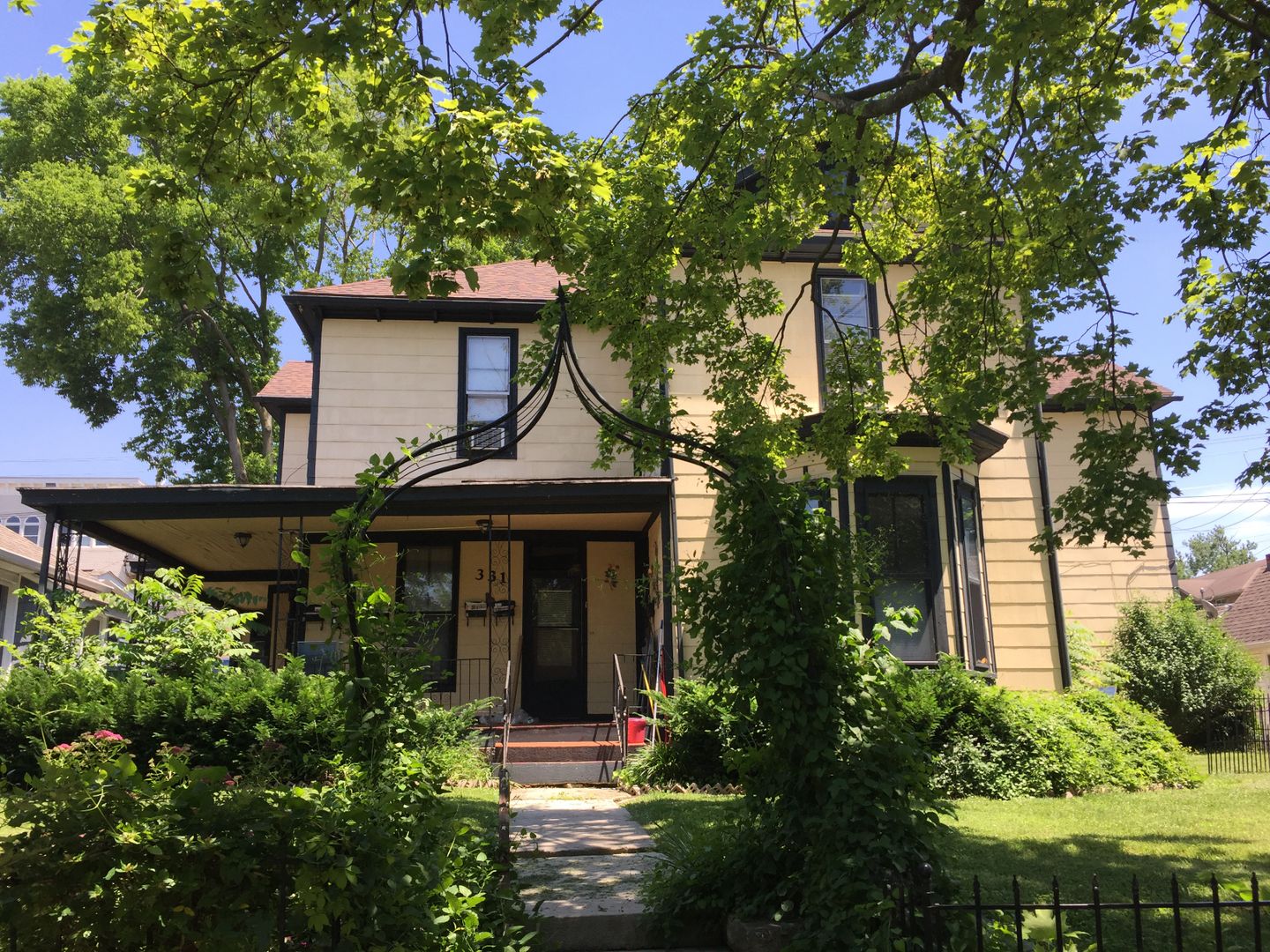 Bloomington Apartment: 331 S Grant Street