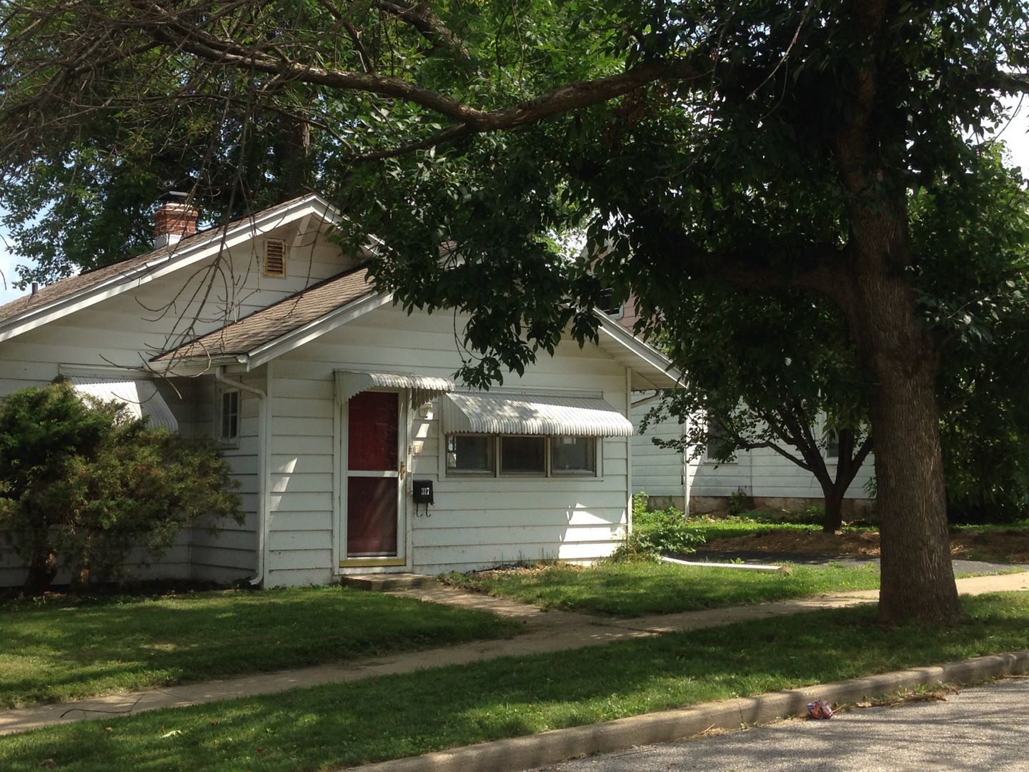 Bloomington House: 317 E 16th Street