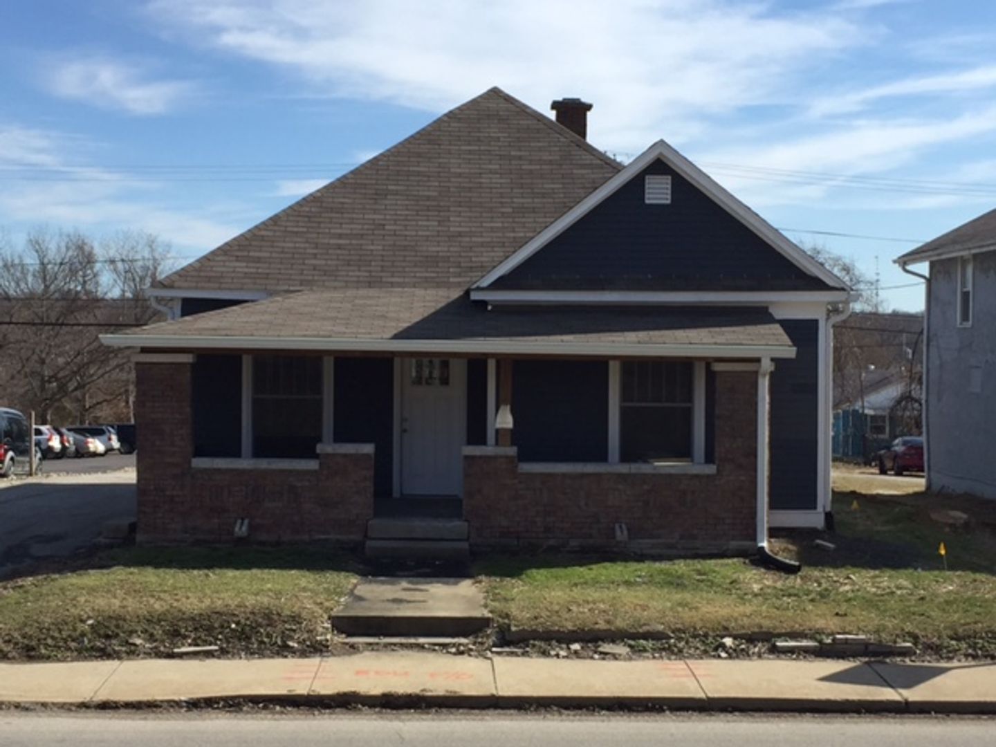 Bloomington House: 803 S Rogers Street