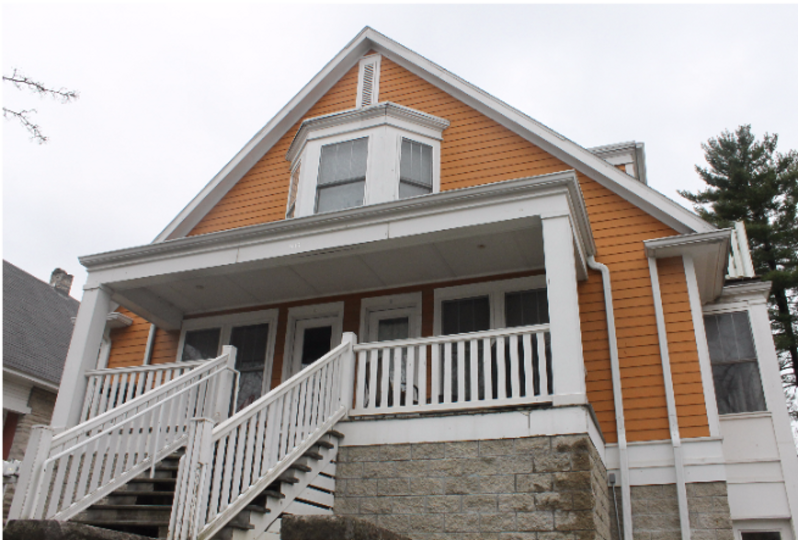 Bloomington Apartment: 1117 N College Avenue