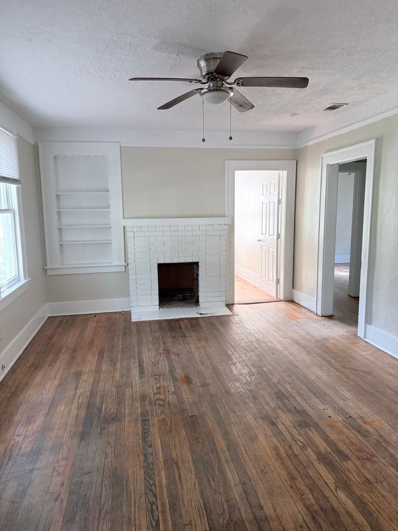Savannah House: 1407 NE 36th Street