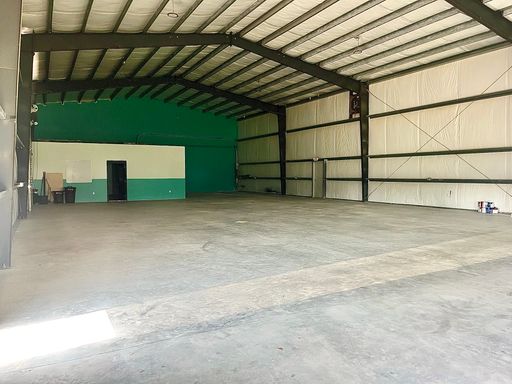 5,000sf Industrial Flex Space – photo 1