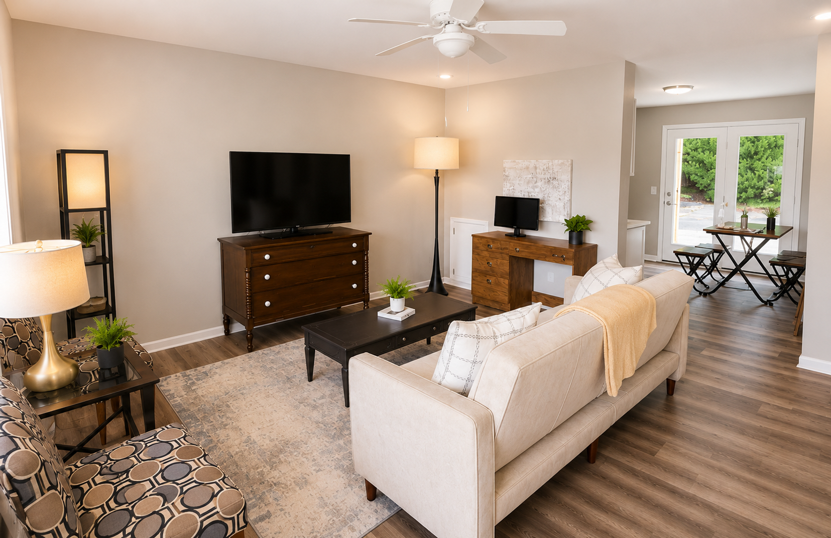 Lexington Apartment: 120 Lake Villa Rd
