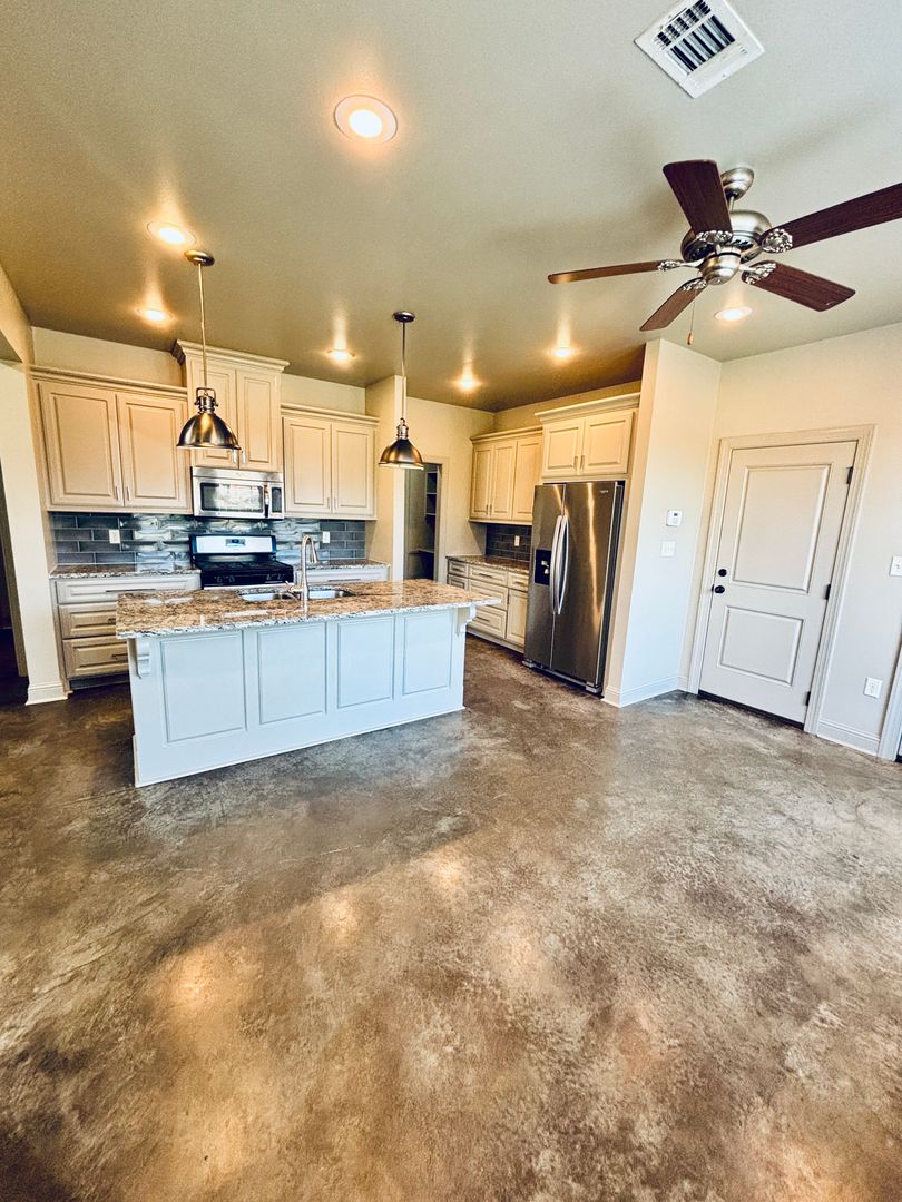 Little Rock Apartment: 1 Ayla Dr