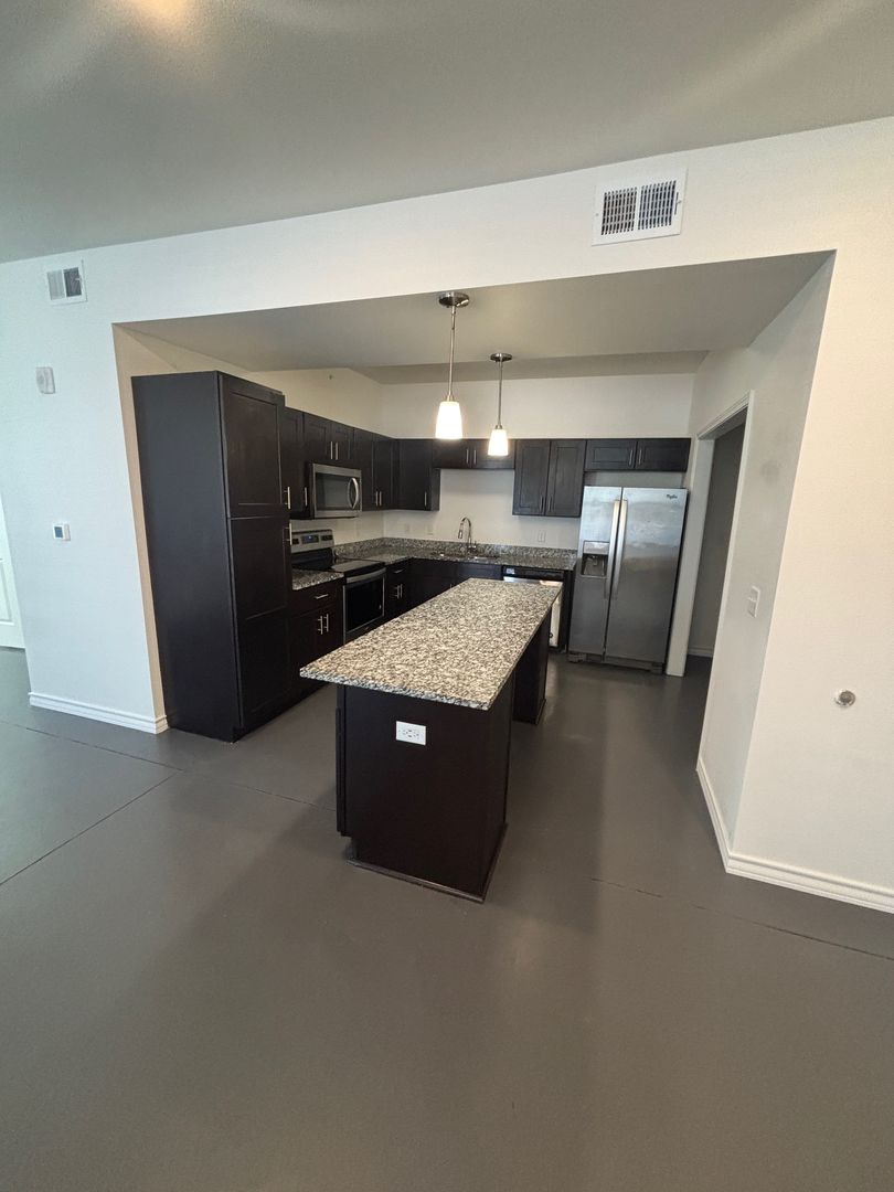 Little Rock Apartment: 30 Ayla Dr