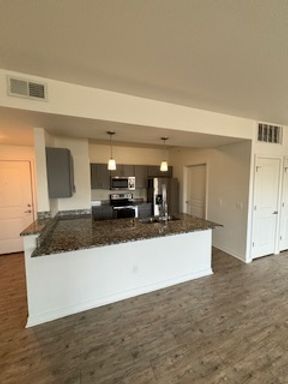 3rd Floor - 2BR/2BA with incredible views! All utilities included! – photo 1