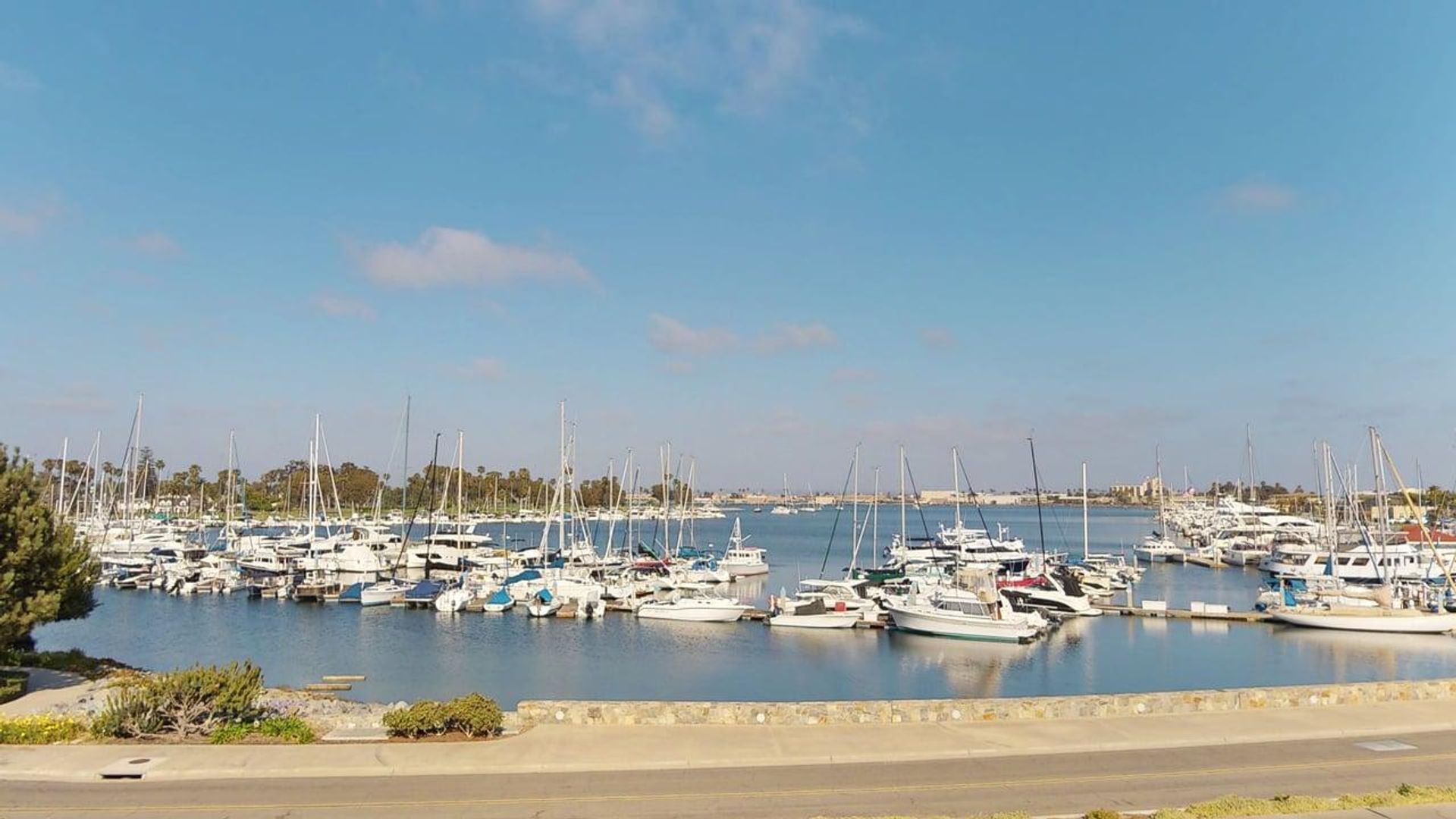 Coronado Apartment: 1657 Glorietta Blvd