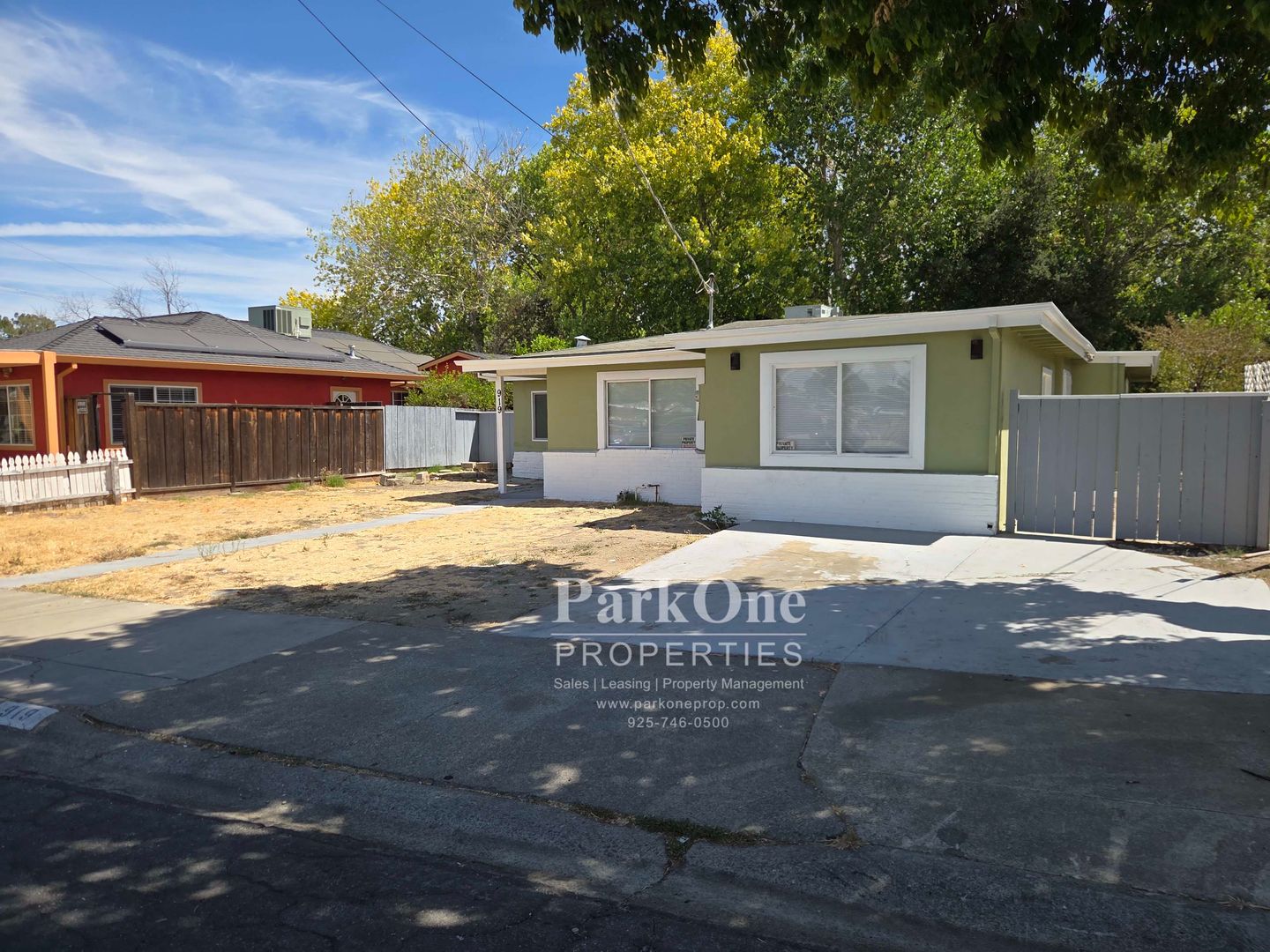 Pittsburg House: 919 Carpino Ave