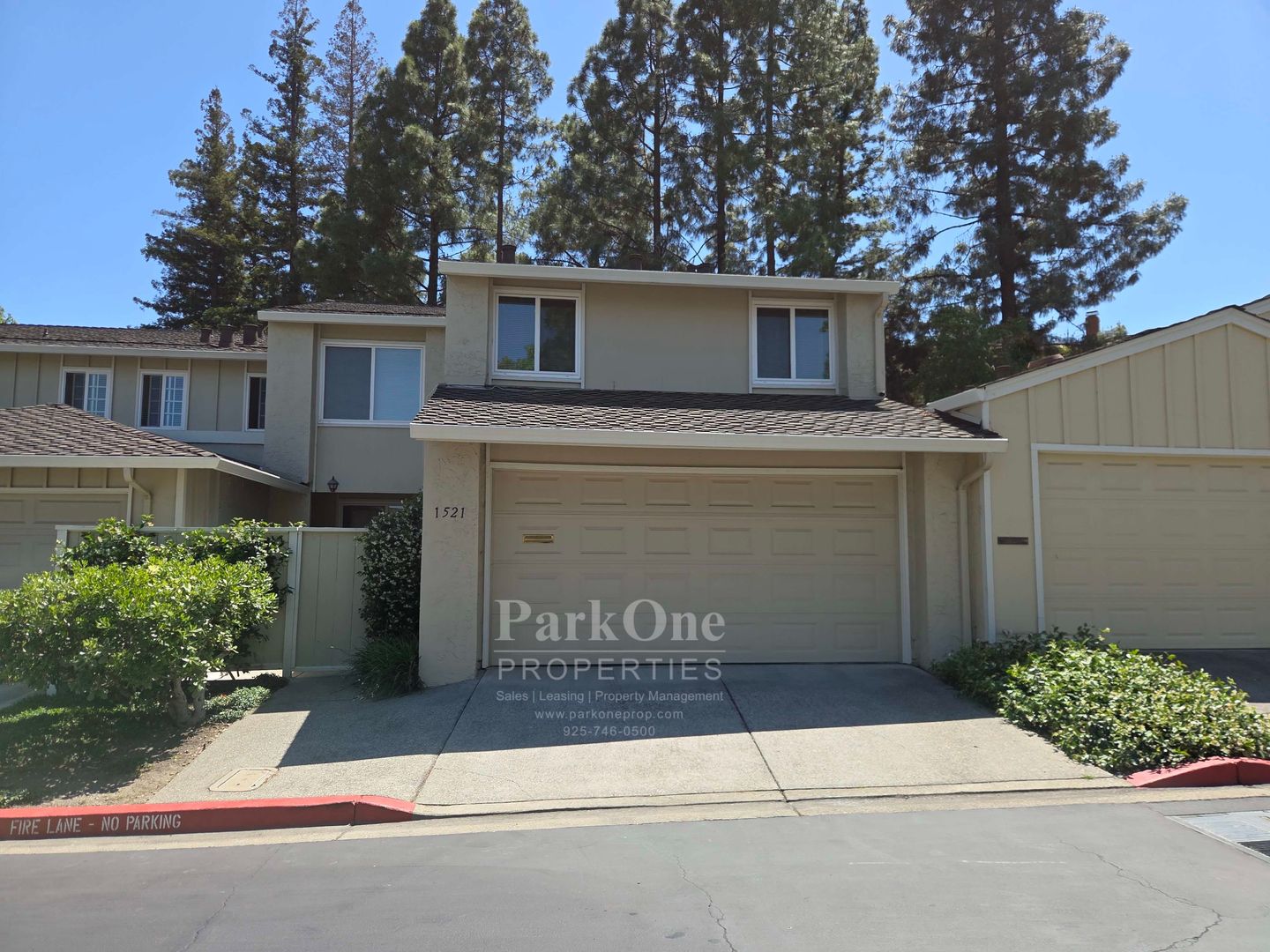 Walnut Creek Townhome: 1521 Siskiyou Dr