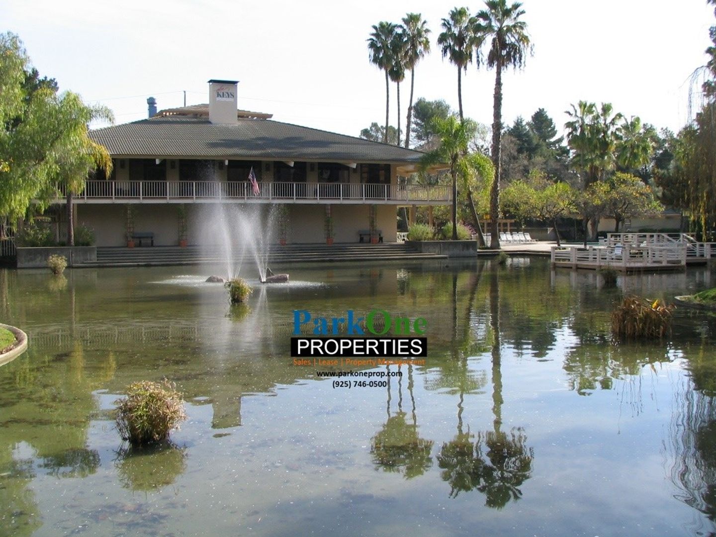 Walnut Creek House: 440 N Civic Dr #301