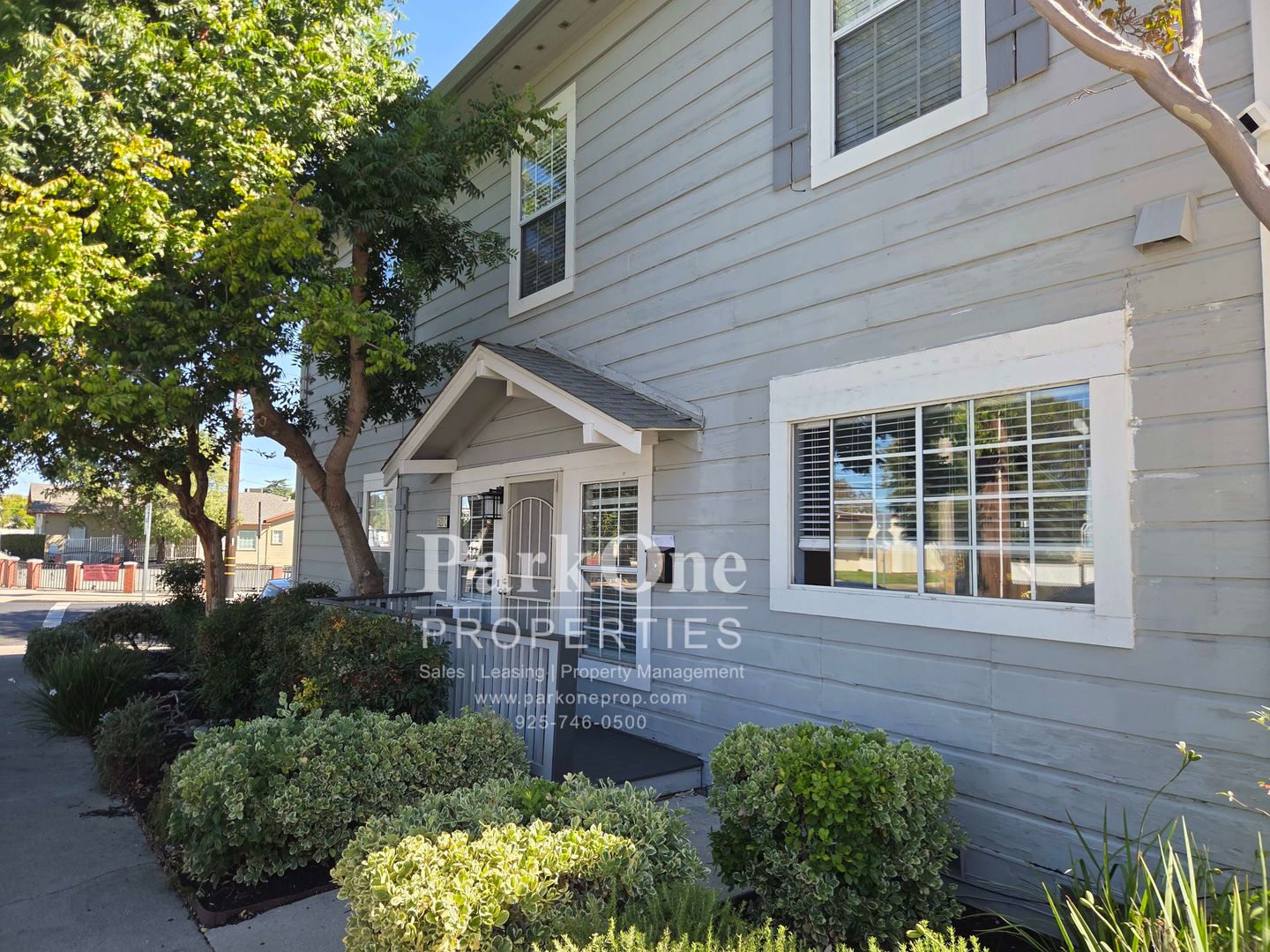 Antioch Apartment: 523 W 6th St