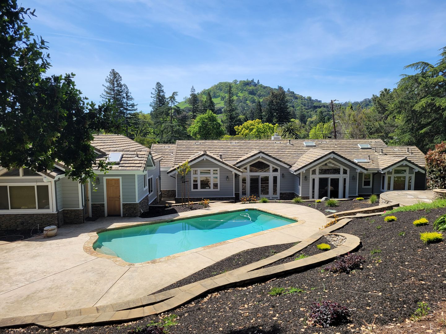 Lafayette House: 3280 Gloria Terrace