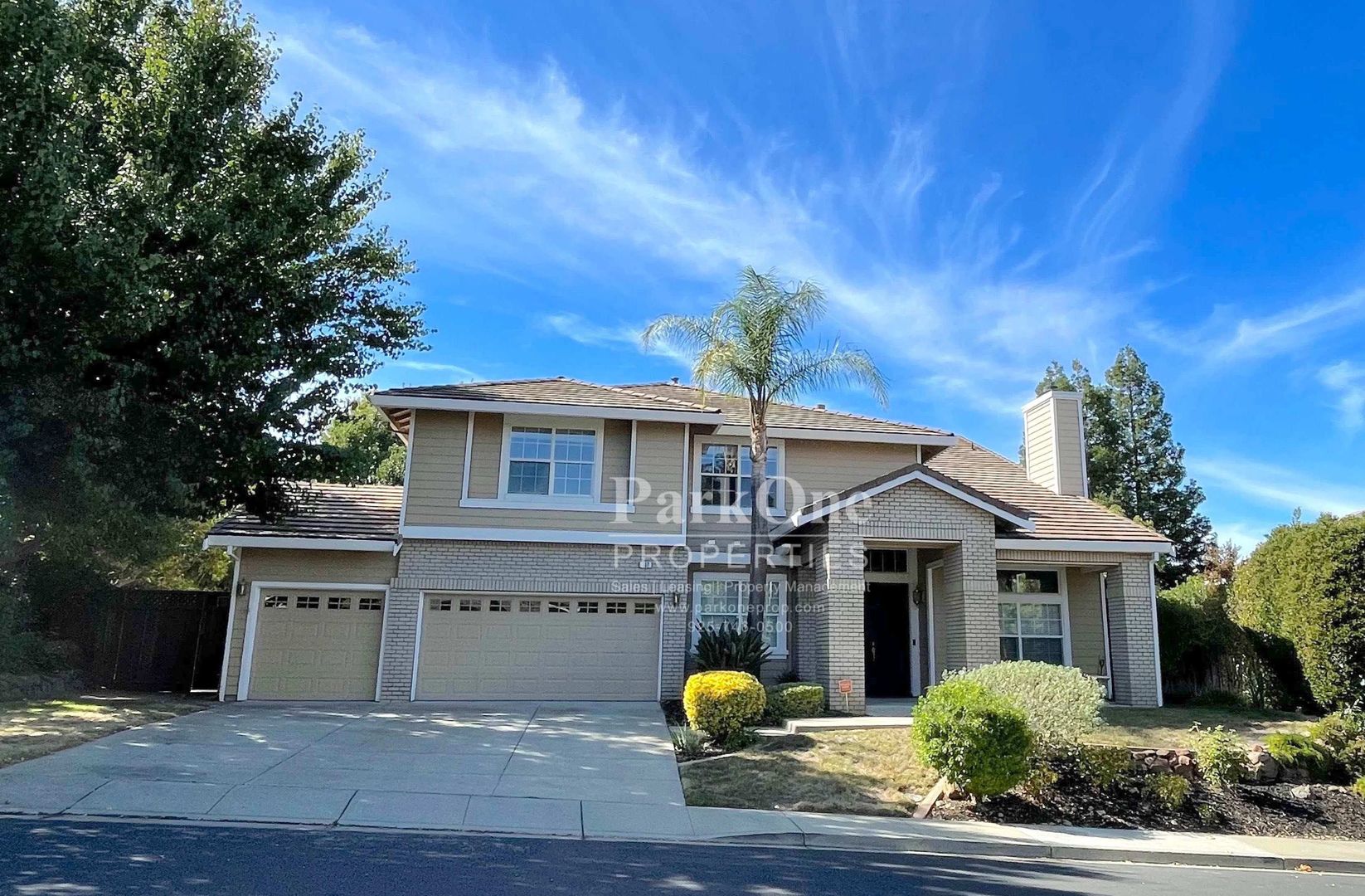 Clayton House: 102 Forest Hill Dr