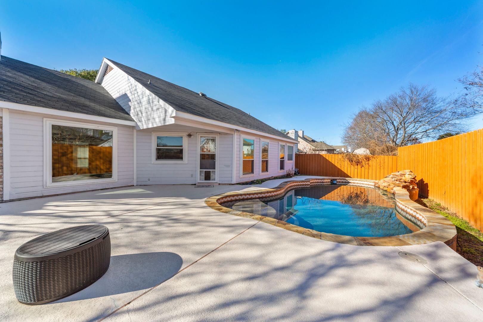 Rockwall House: 128 Overbrook Dr
