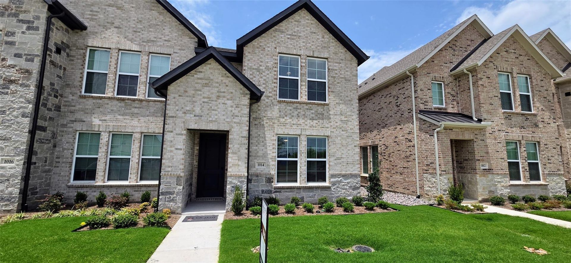 Allen House: 1014 Stockton Dr