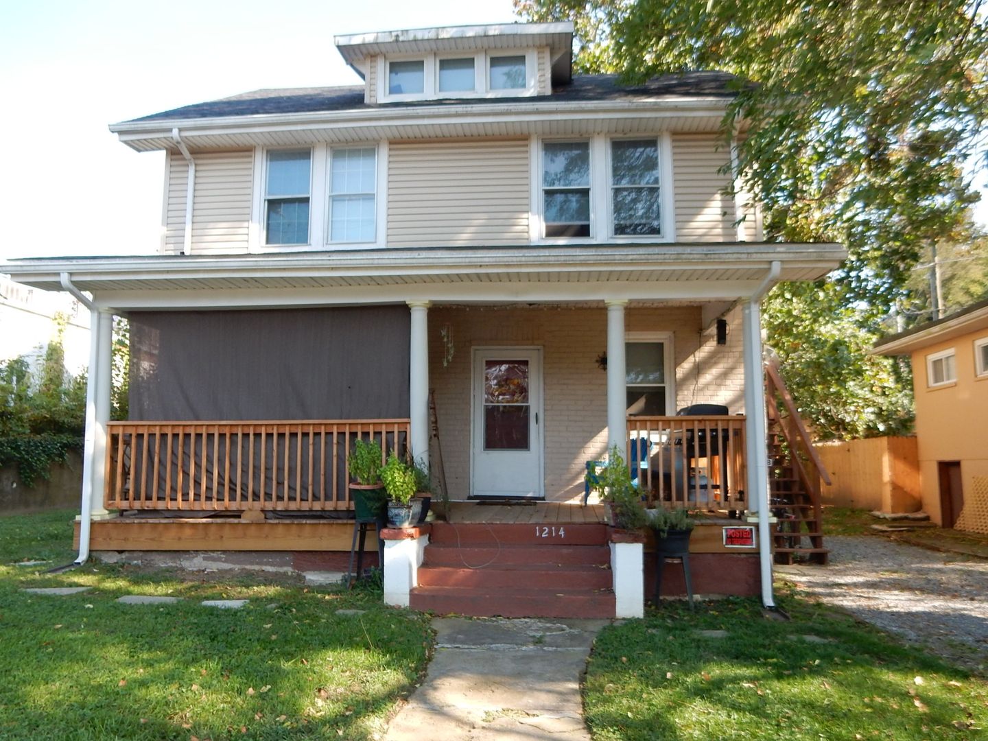 Roanoke Apartment: 1214 Hamilton Terrace SE