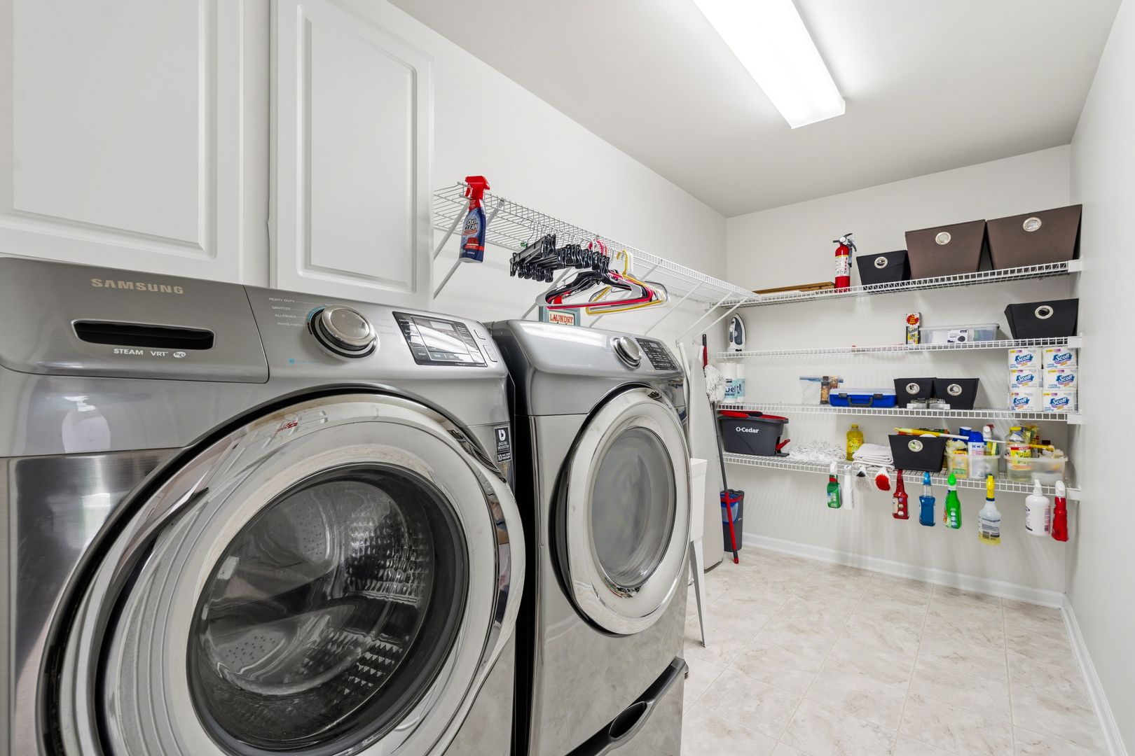 Laundry room at 3809 Stoneybrook Dr