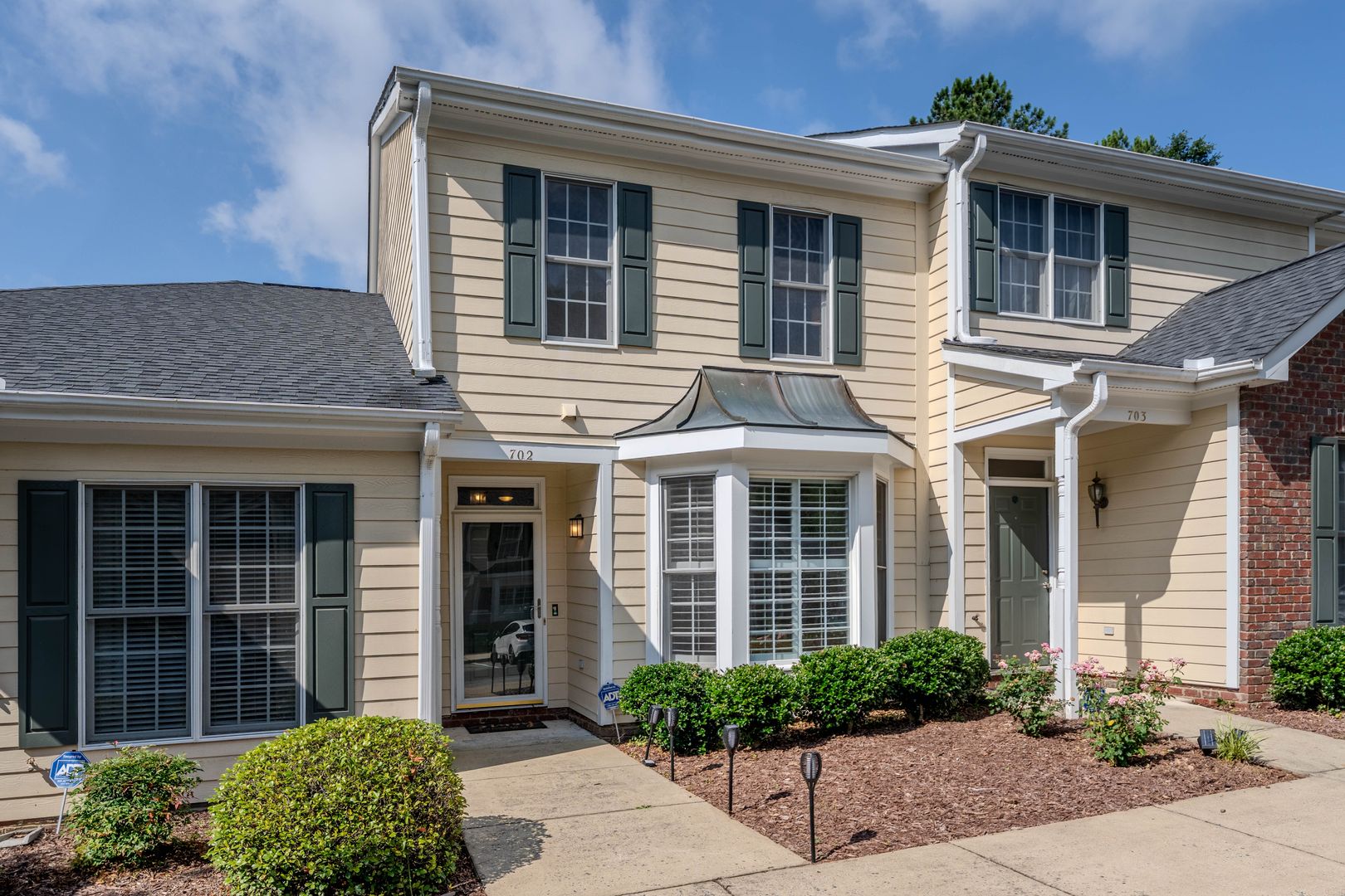 Fully Furnished * Utilities Included * 2 Bed, 2 Bath SW Durham Townhome Near Duke and UNC * Mid or Long Term Rental