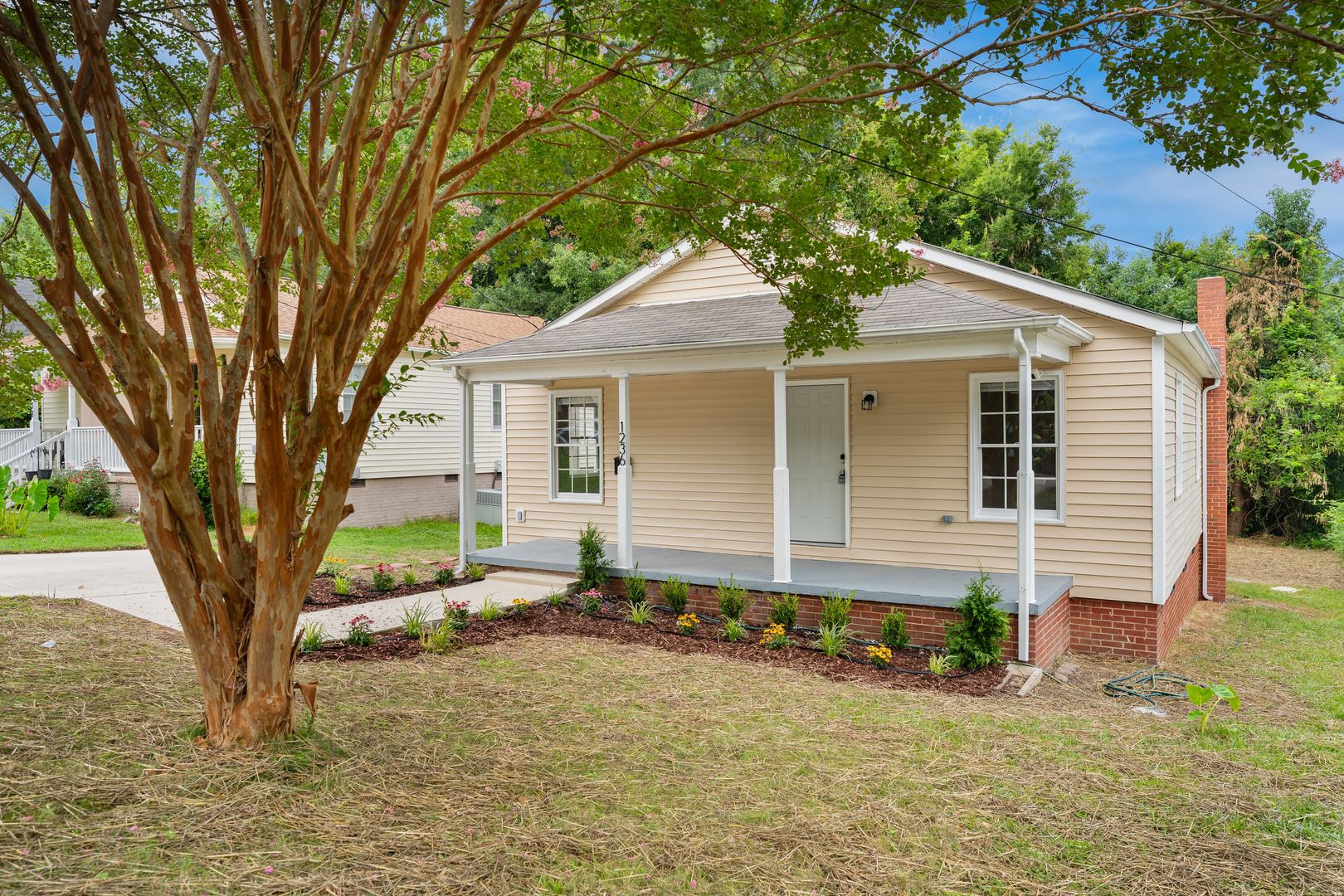 Durham House: 1236 Berkeley St
