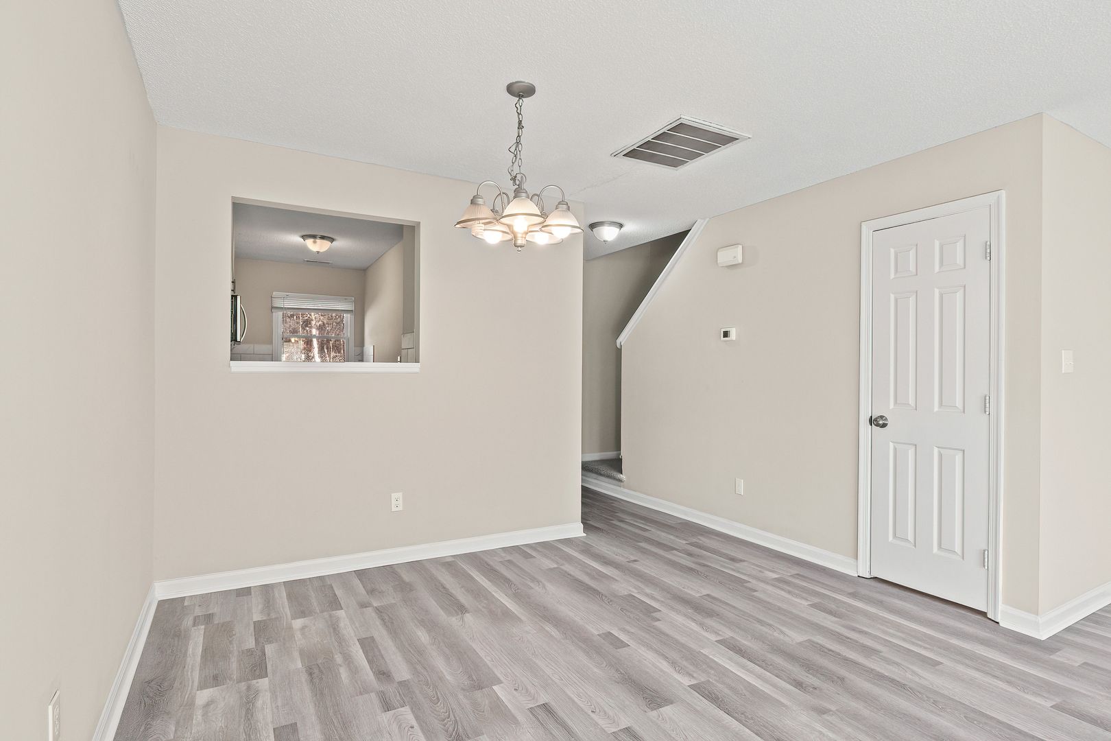 1507 Clermont Rd 8 of 12