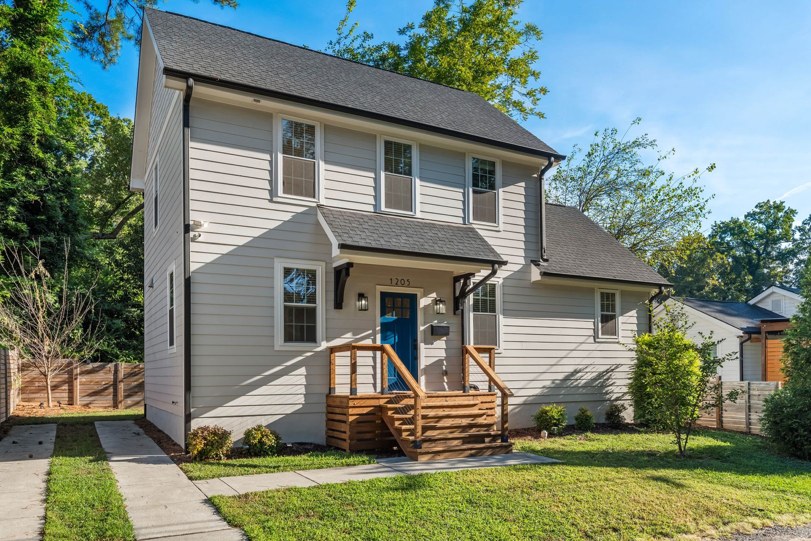 Durham House: 1205 Evergreen Street
