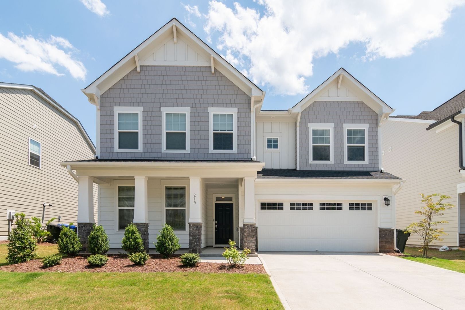 Chapel Hill House: 219 Abbot Place