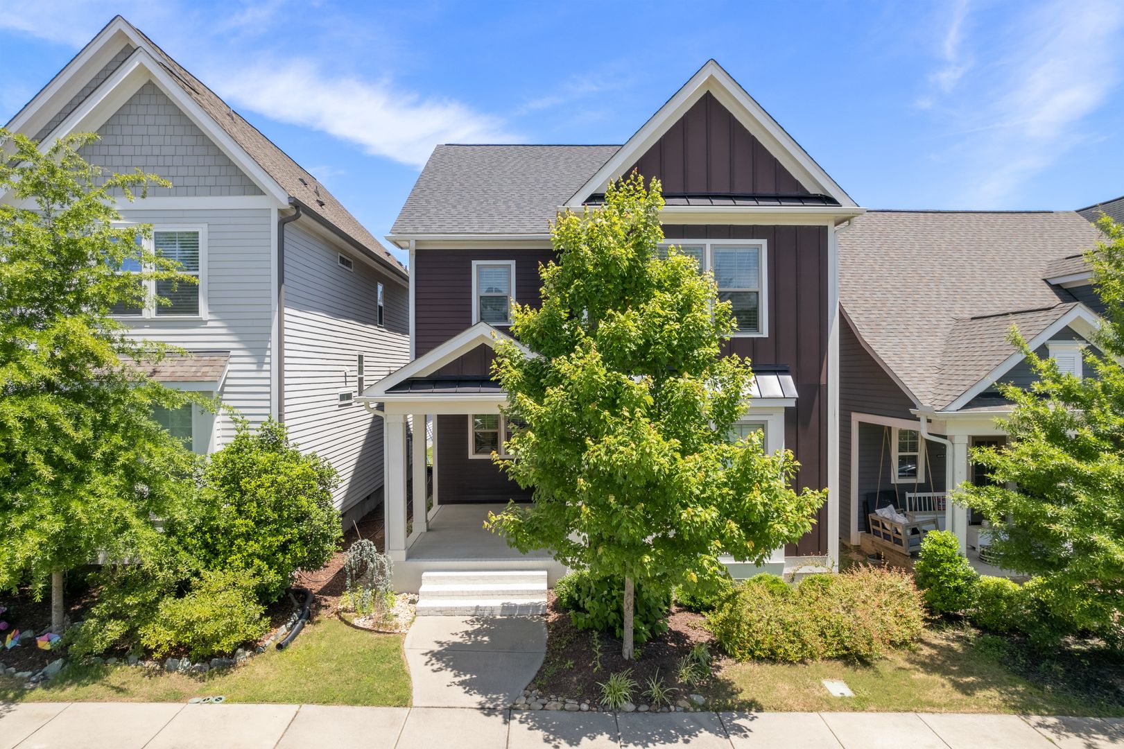 Chapel Hill House: 23 Quarter Gate Trace