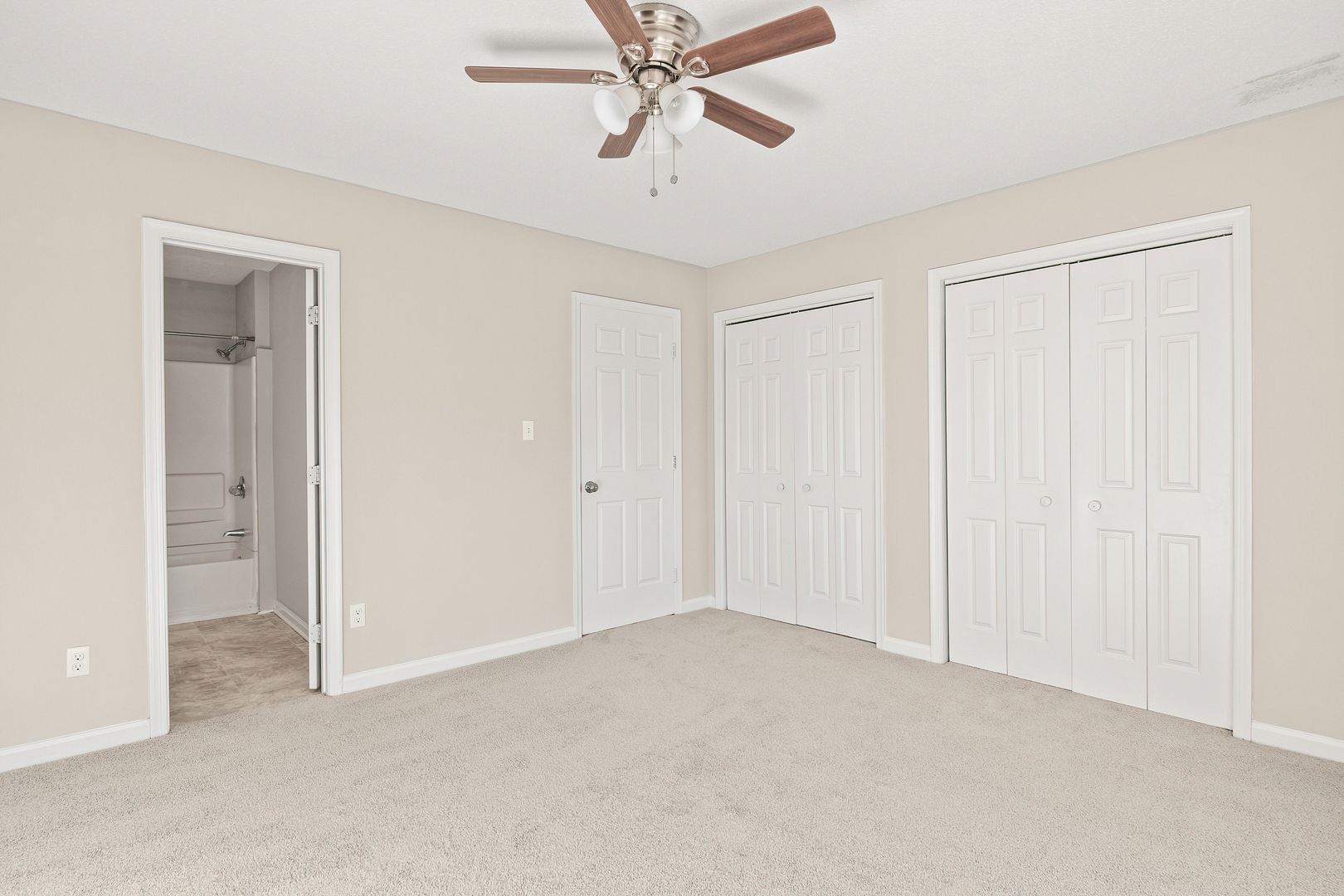 1507 Clermont Rd 11 of 12