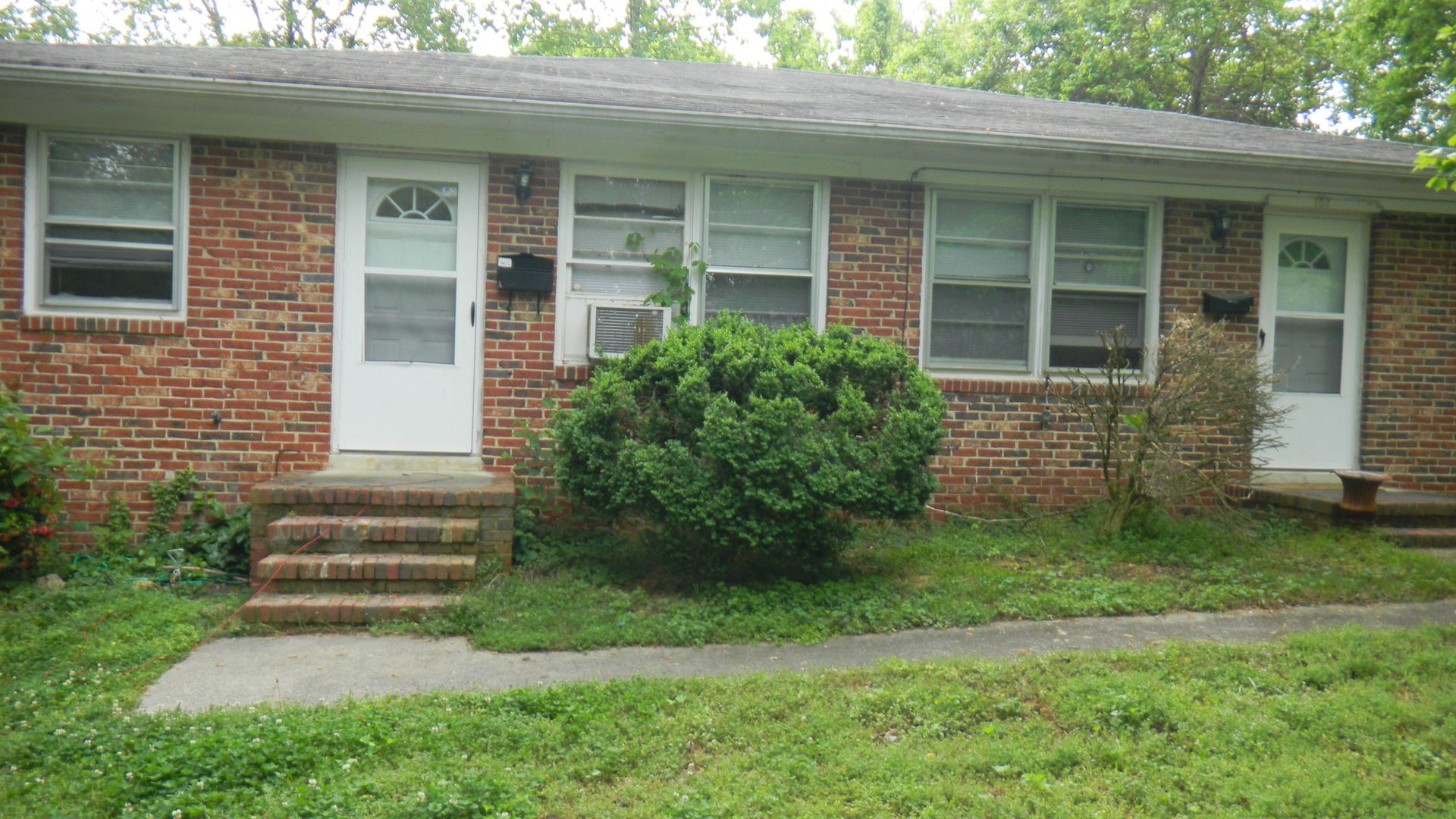 Chapel Hill Townhome: 107 W. Stinson