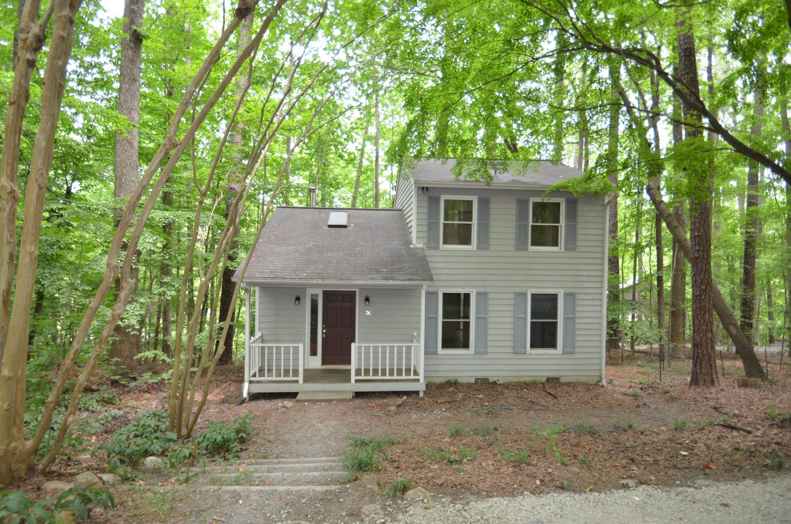 Chapel Hill House: 96 Woodside Trail