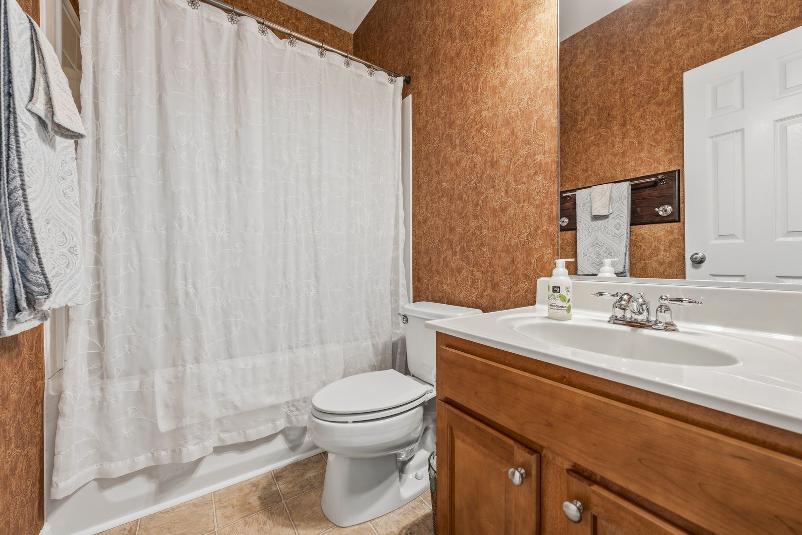 3809 Stoneybrook Dr 16 of 23