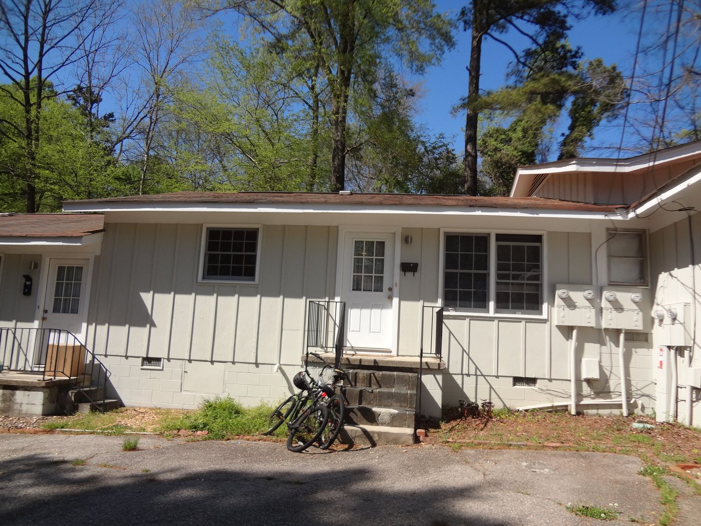 Carrboro Apartment: 432 S. Greensboro St