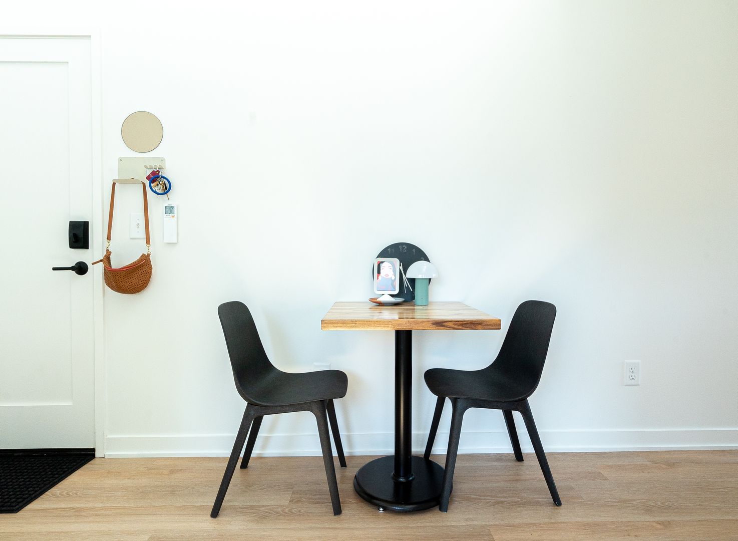 Raleigh Apartment: 901 E. Edenton Street