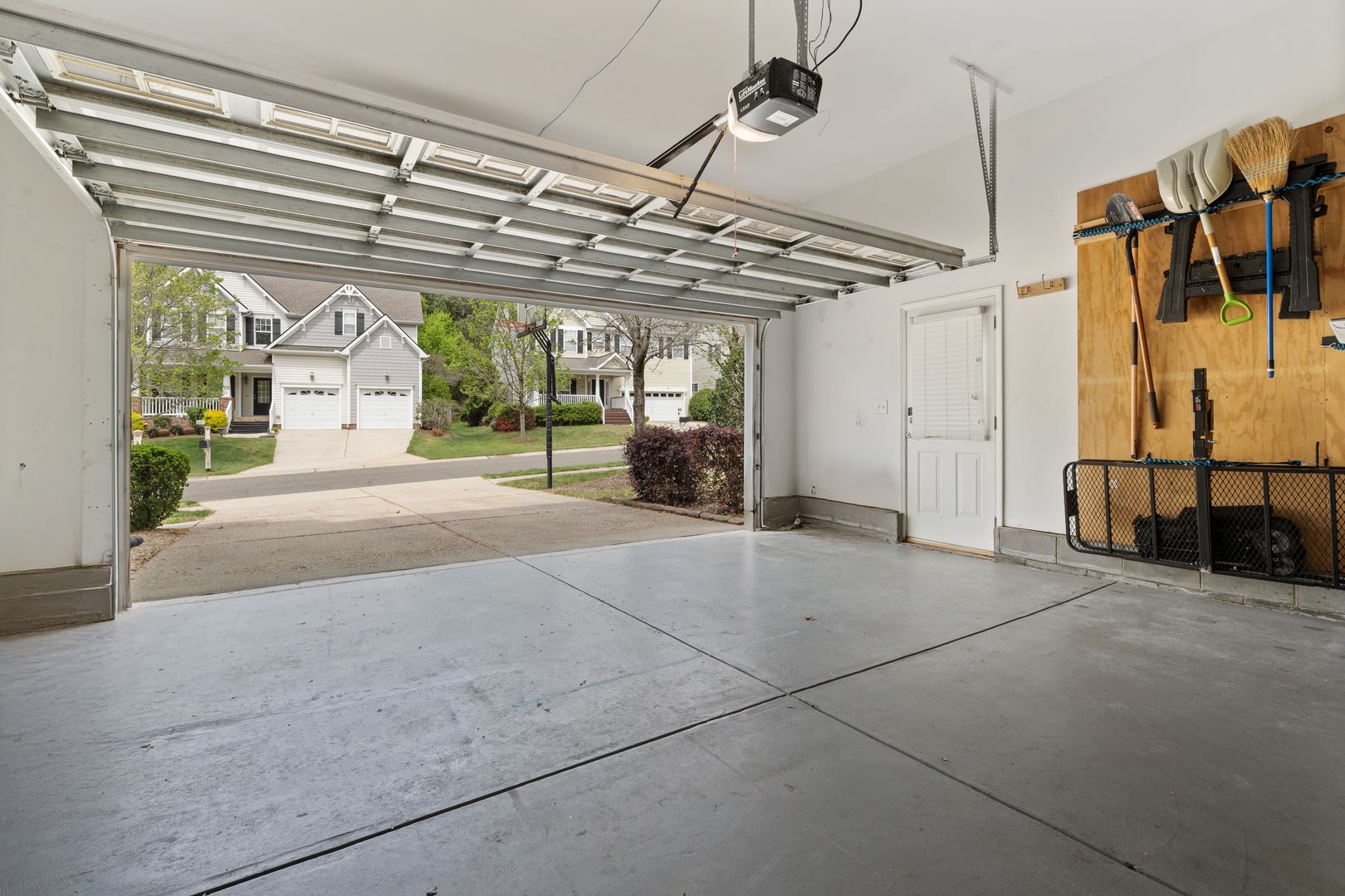 3809 Stoneybrook Dr 20 of 23