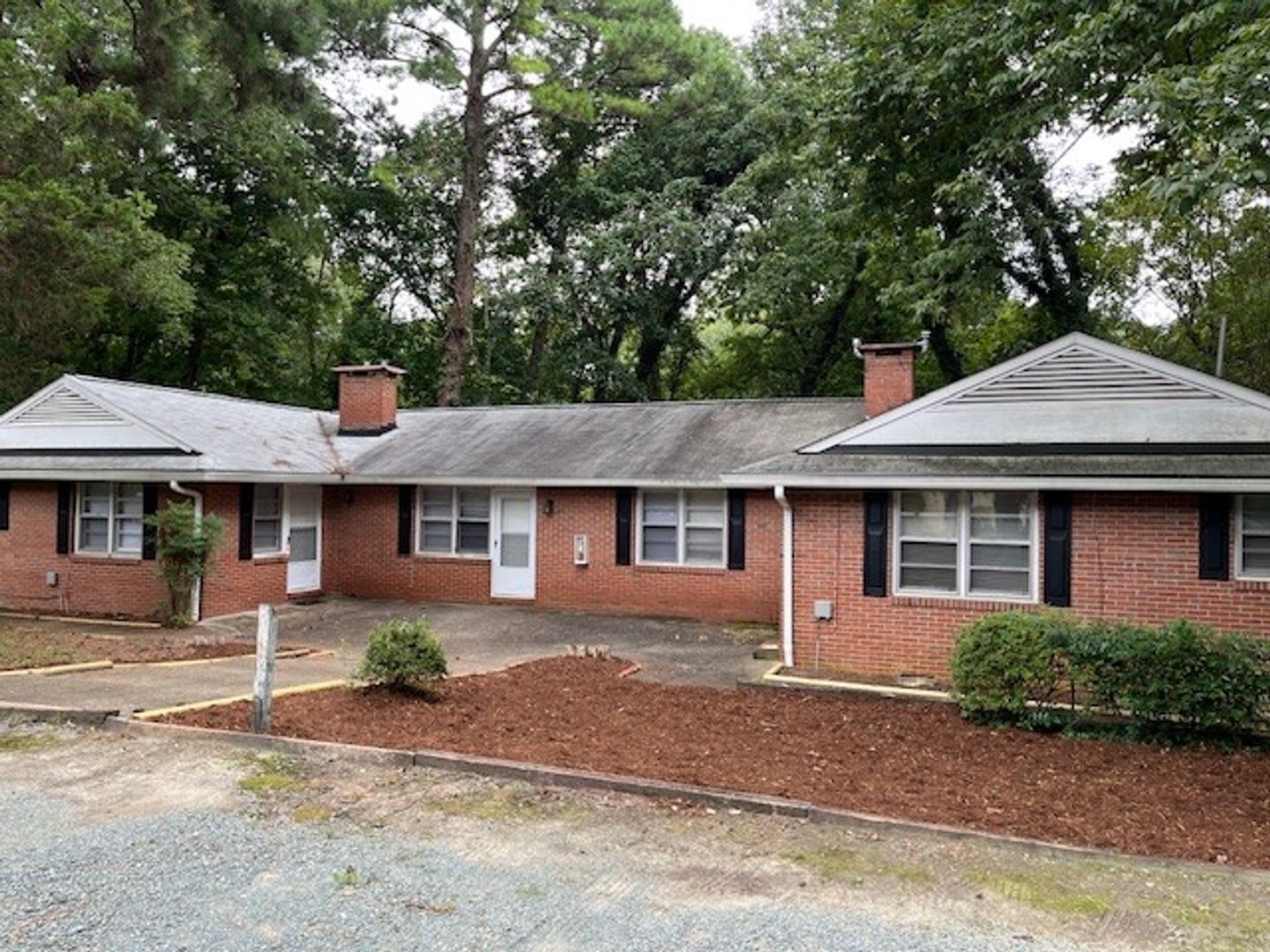 Chapel Hill Apartment: 117 Purefoy Road