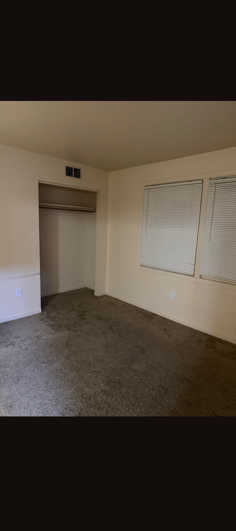 Hanover Apartment: 807 West Alvin St