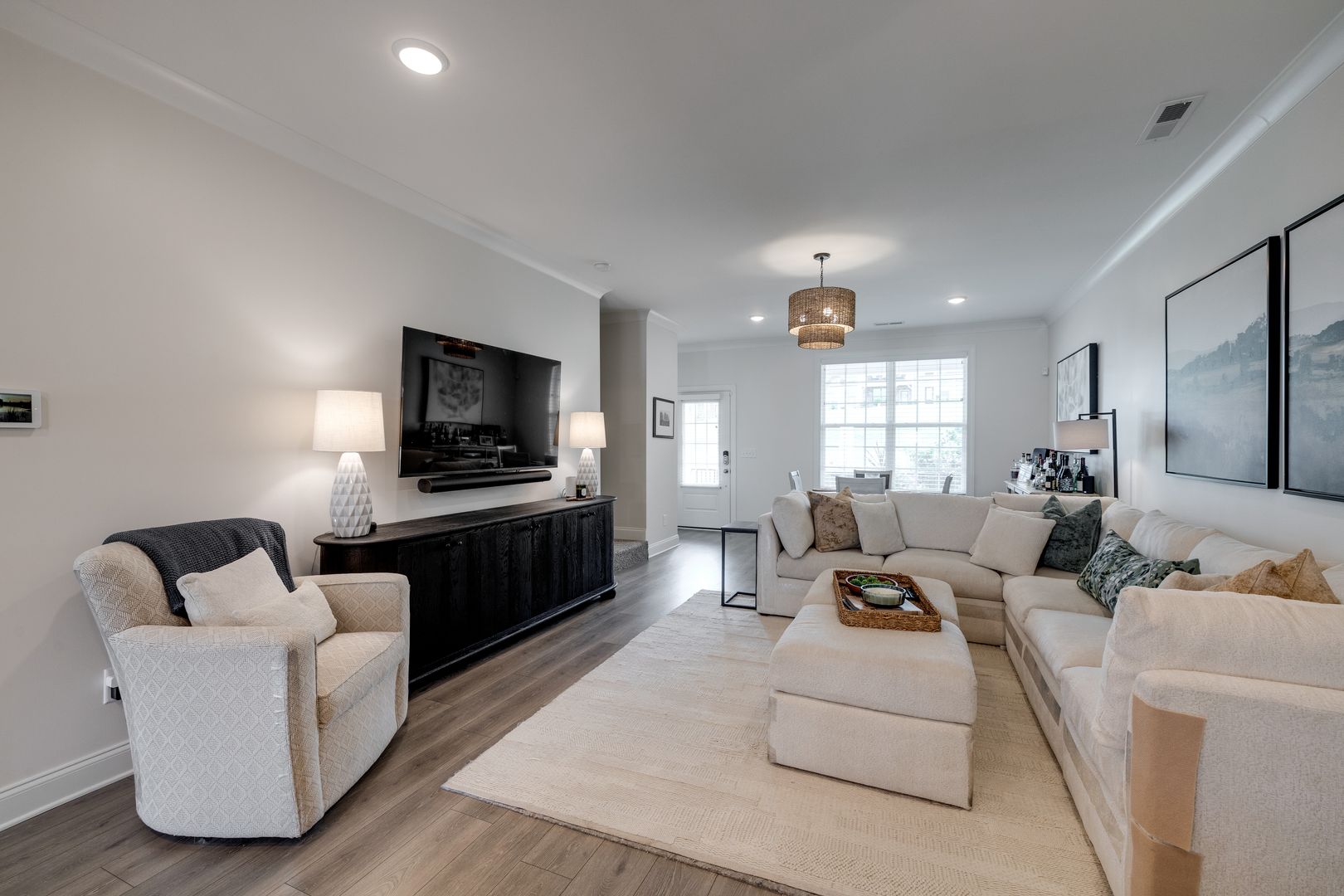 Brentwood Townhome: 621 Thetford Allley