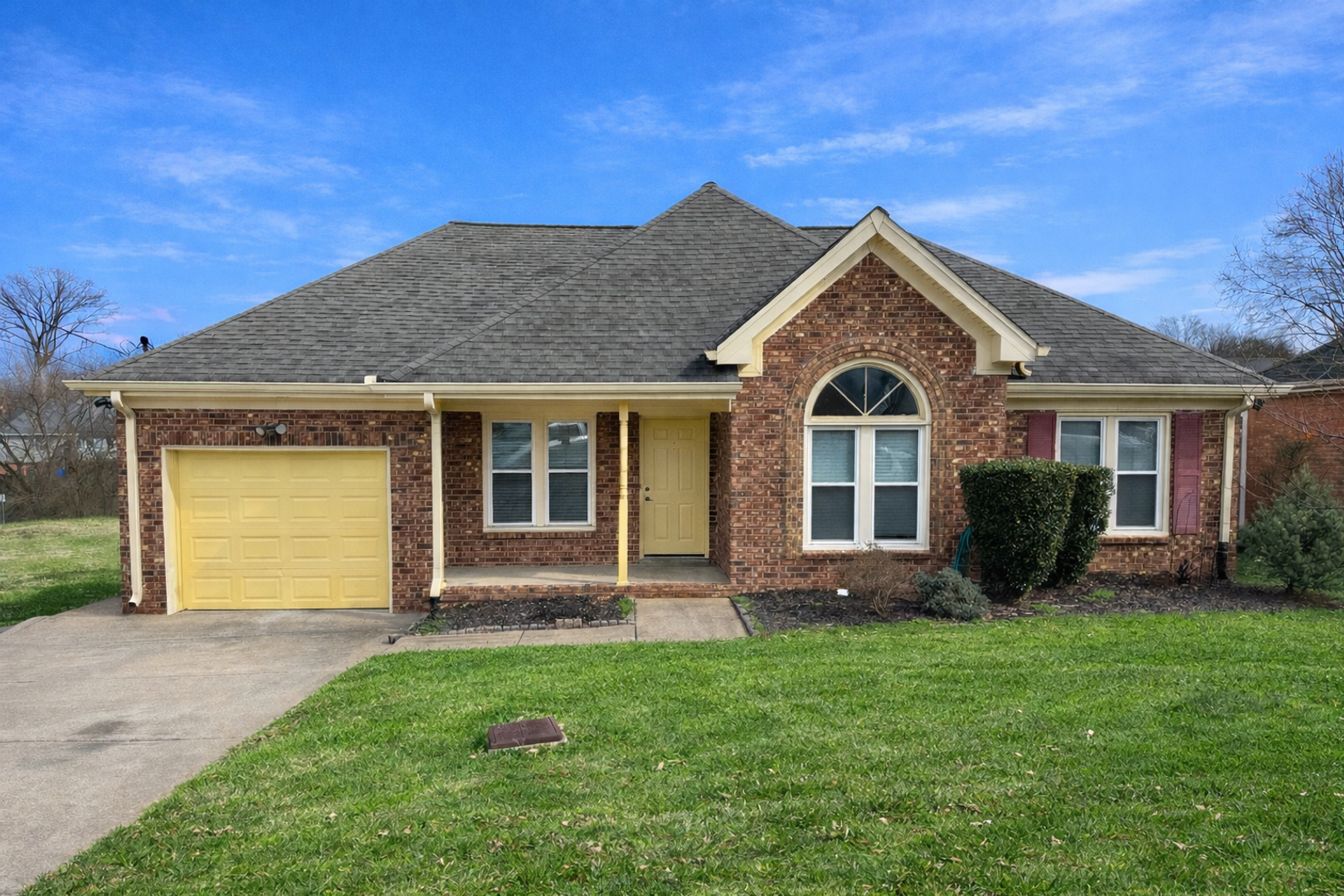 Nashville House: 706 Kennington N