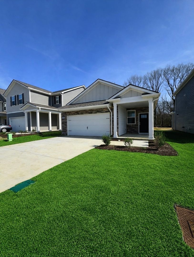 Murfreesboro House: 4332 Oswin Dr