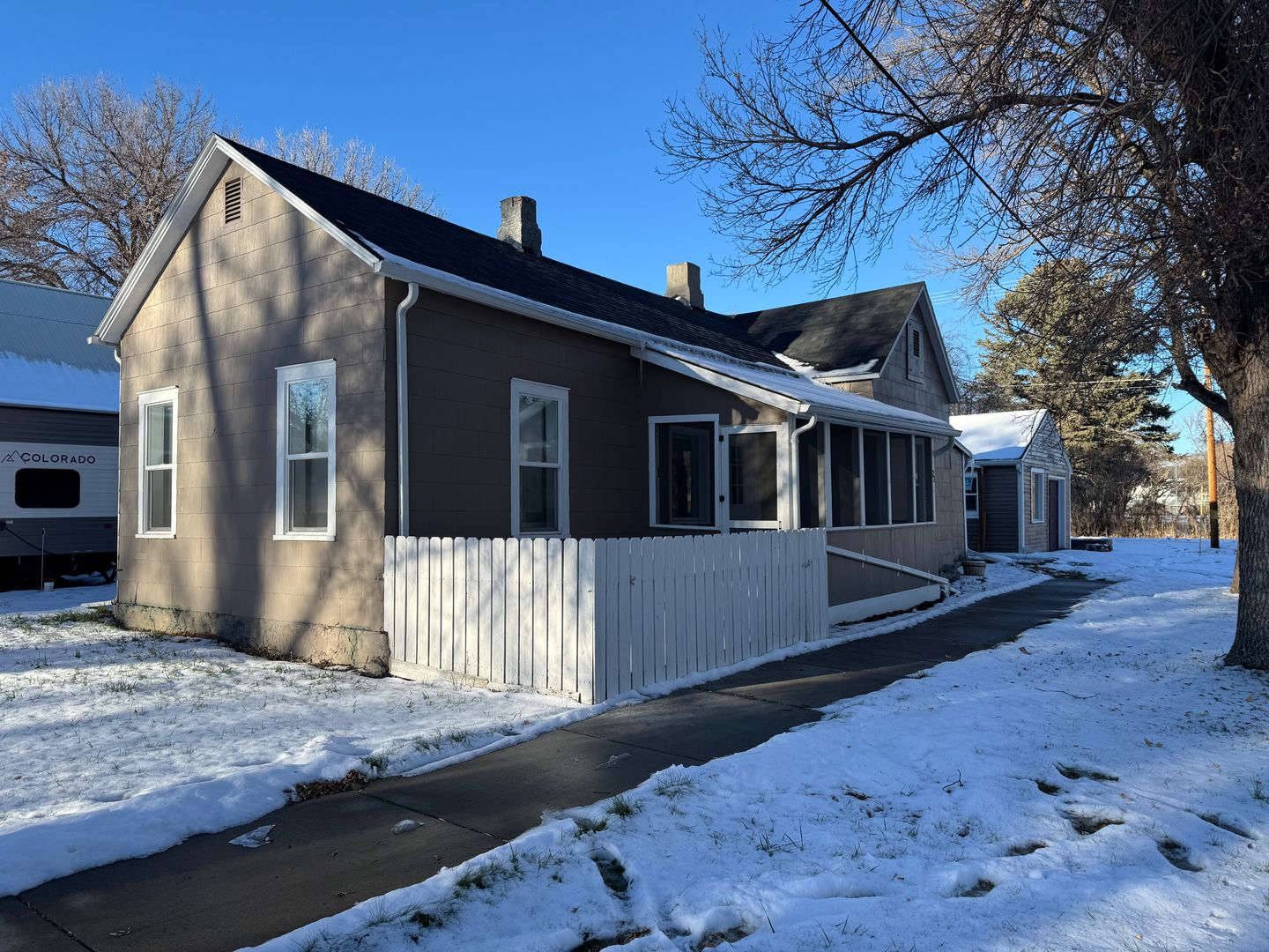 Columbus House: 72 E 2nd Ave N