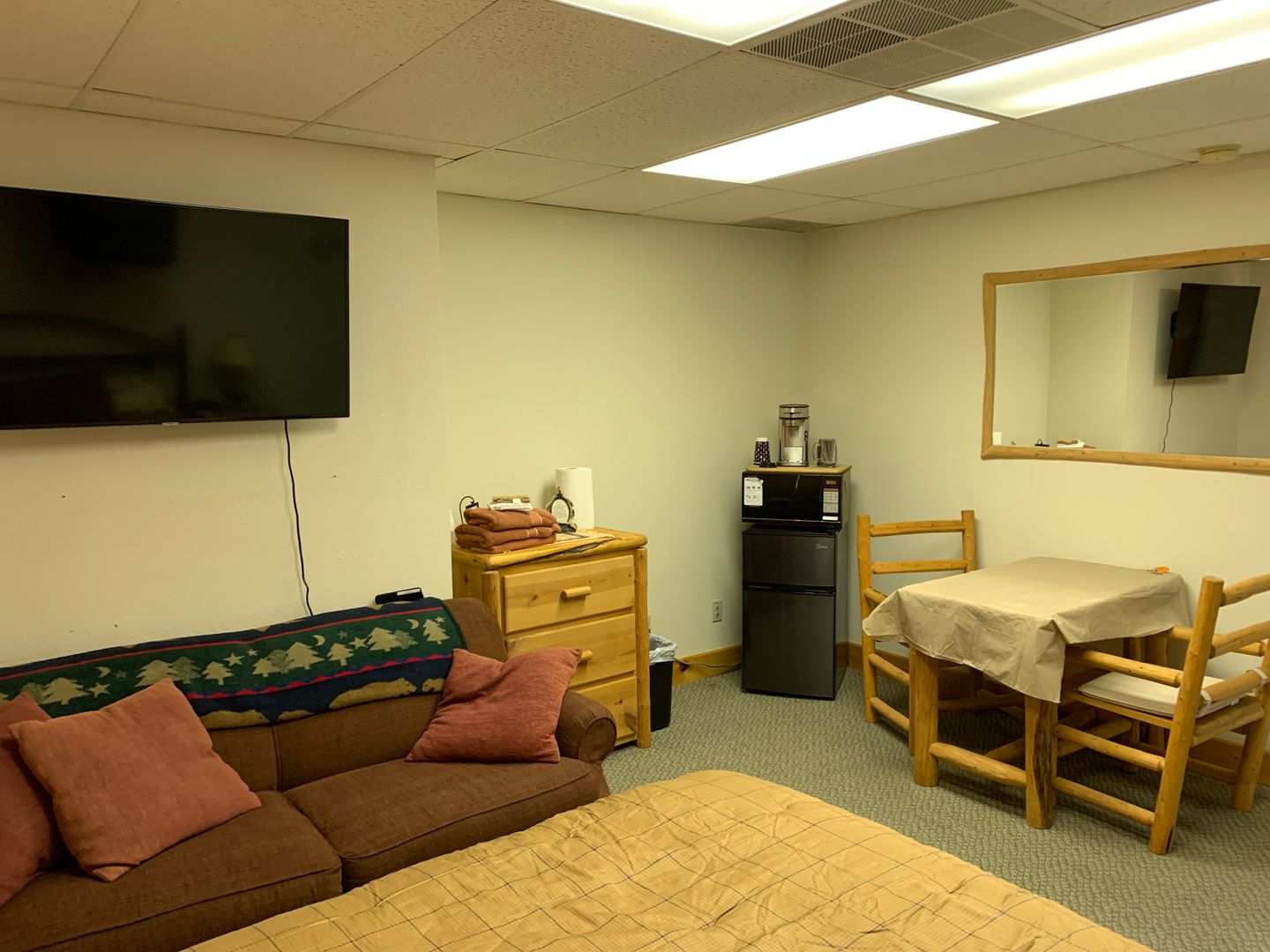 Absarokee Apartment: 20 N Woodard Ave