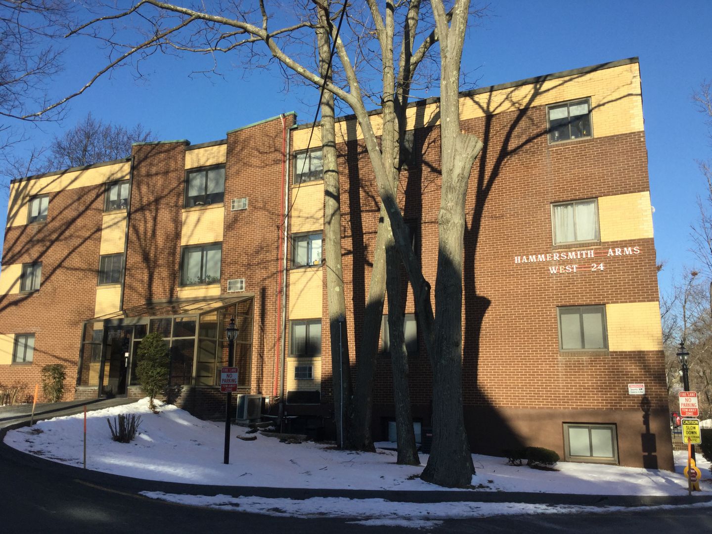 Saugus Apartment: 20 Main St