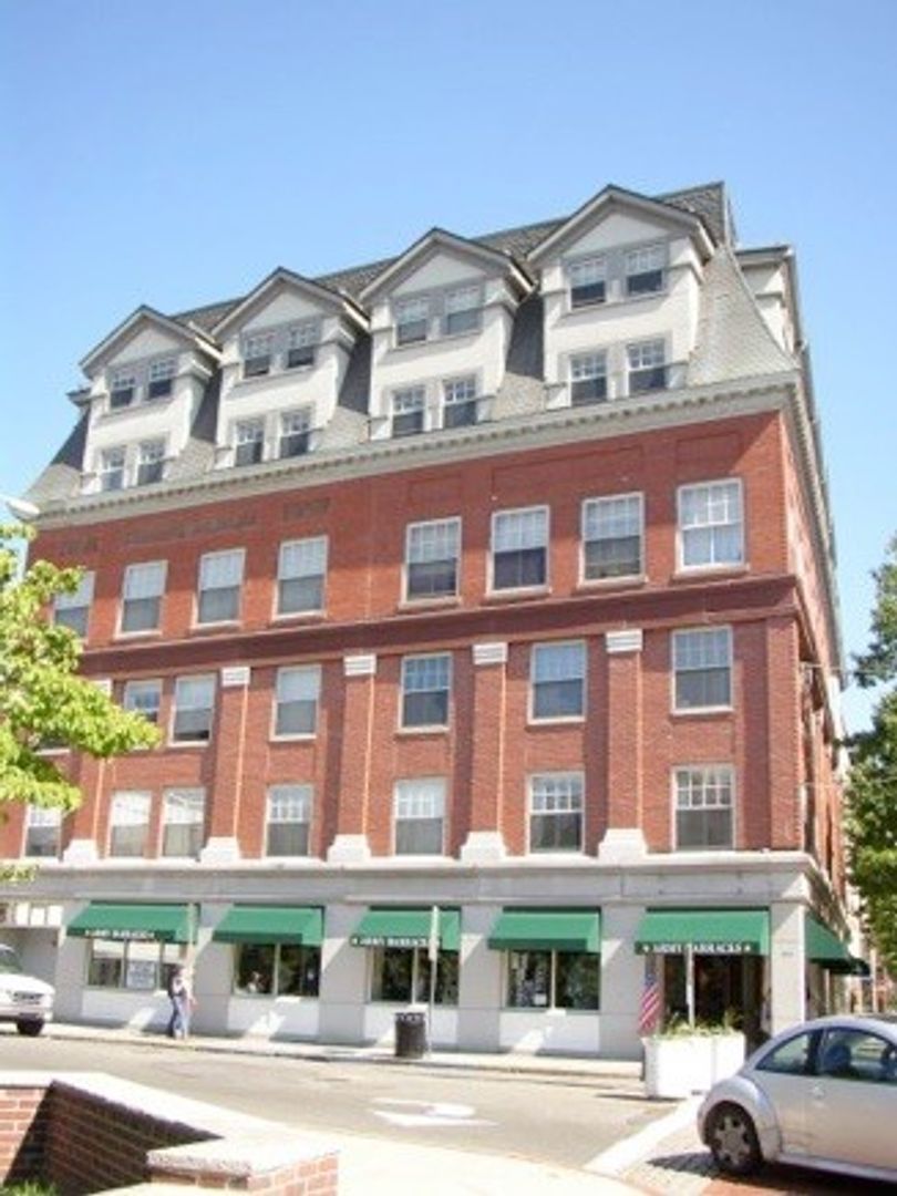 Salem Apartment: 100 Washington Street