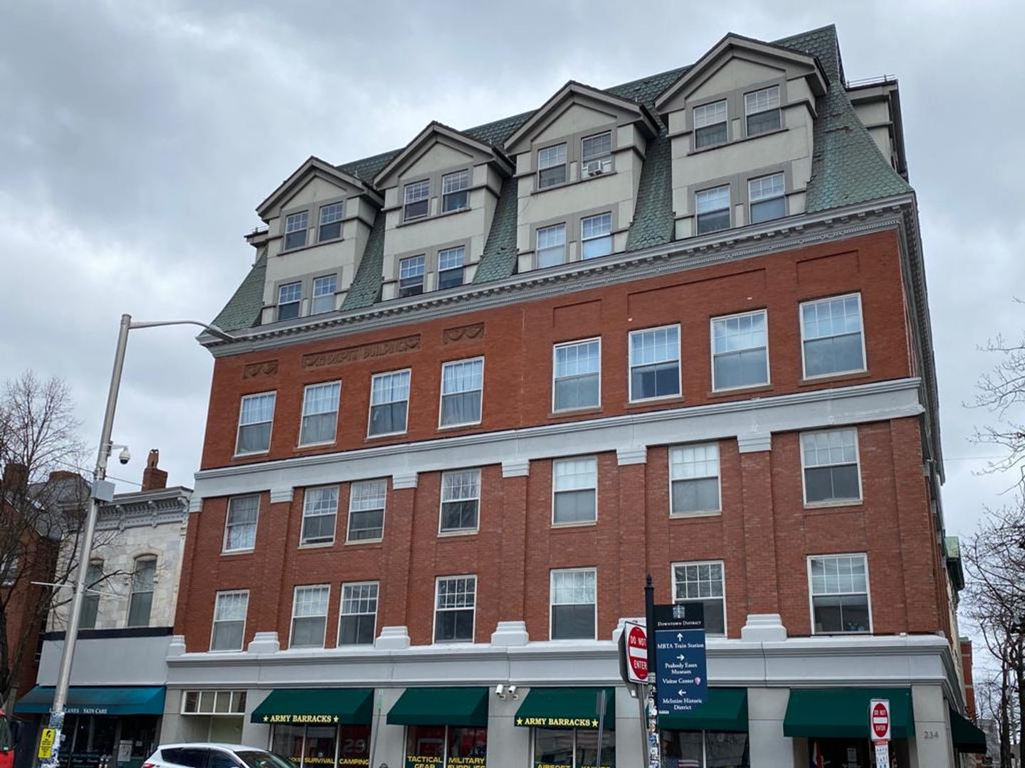 Salem Apartment: 100 Washington Street