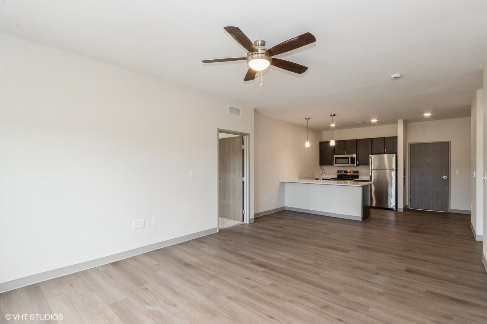 Cedar Rapids Apartment: 4035 Westdale Parkway SW